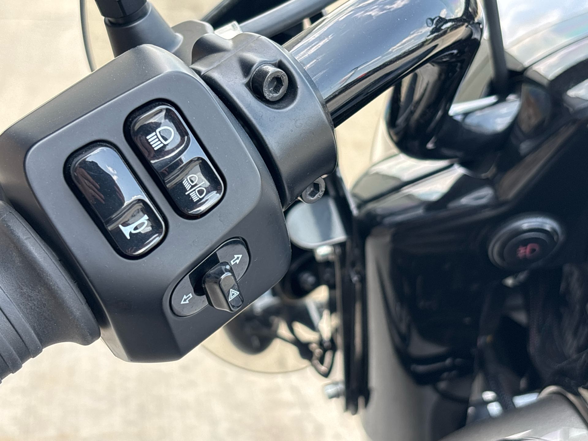 2020 Indian Motorcycle Springfield® Dark Horse® Jack Daniel’s® Limited Edition in Columbia, Missouri - Photo 7