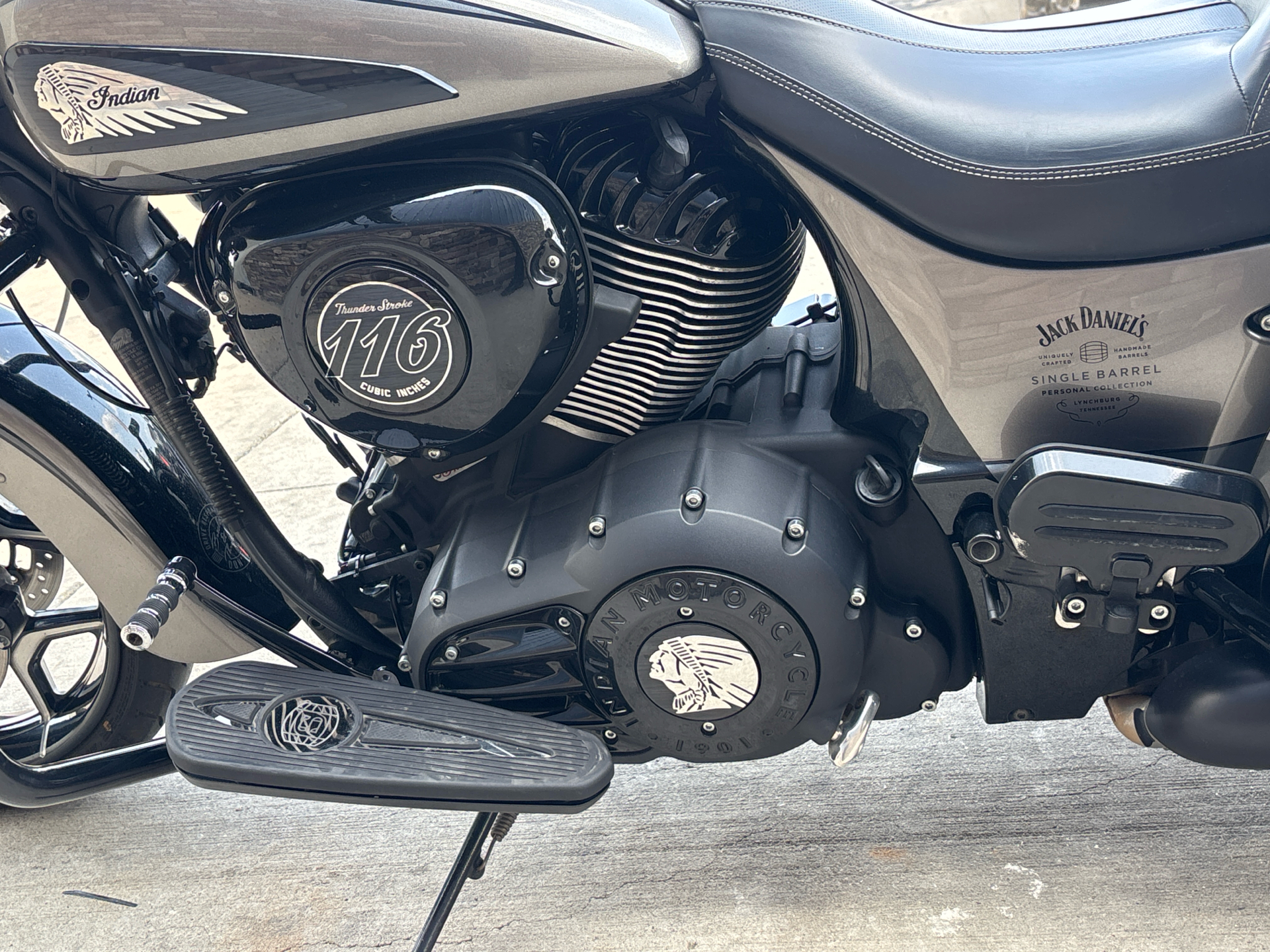 2020 Indian Motorcycle Springfield® Dark Horse® Jack Daniel’s® Limited Edition in Columbia, Missouri - Photo 11