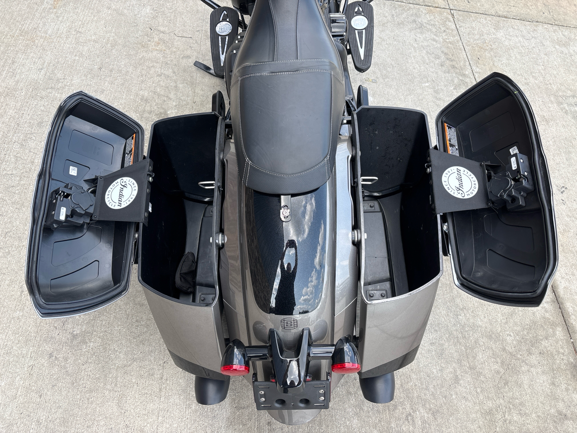2020 Indian Motorcycle Springfield® Dark Horse® Jack Daniel’s® Limited Edition in Columbia, Missouri - Photo 14