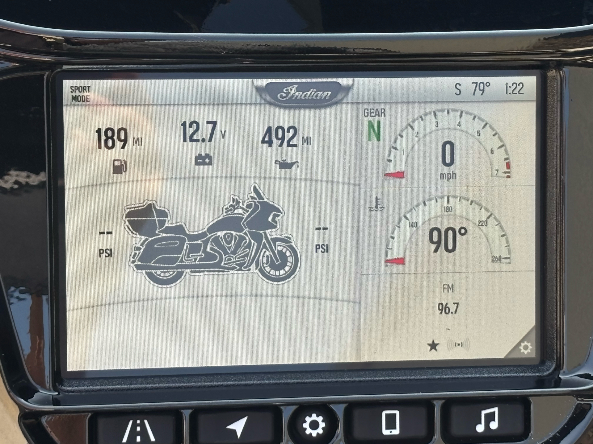 2025 Indian Motorcycle PURSUIT DARK HORSE in Columbia, Missouri - Photo 9