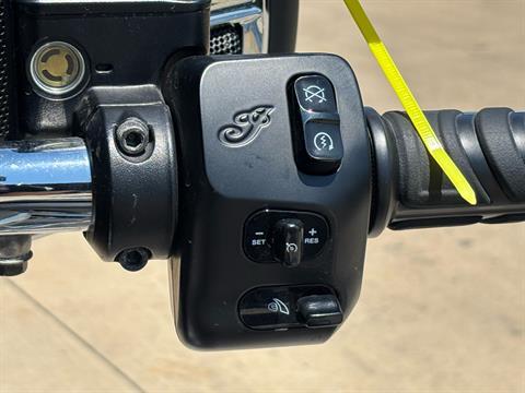 2020 Indian Motorcycle Chieftain® in Columbia, Missouri - Photo 9