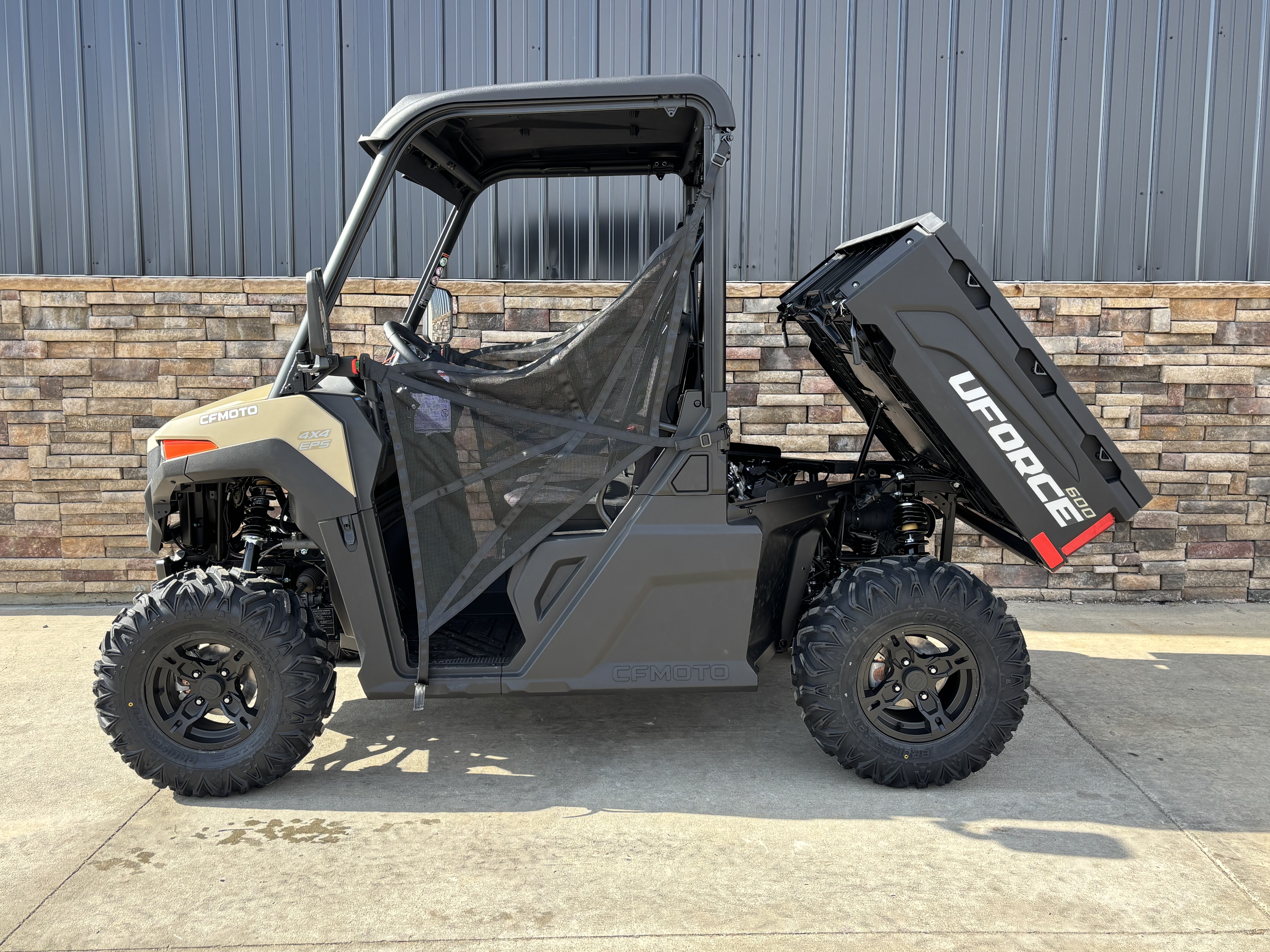 2026 CFMOTO UForce 600 in Columbia, Missouri - Photo 8