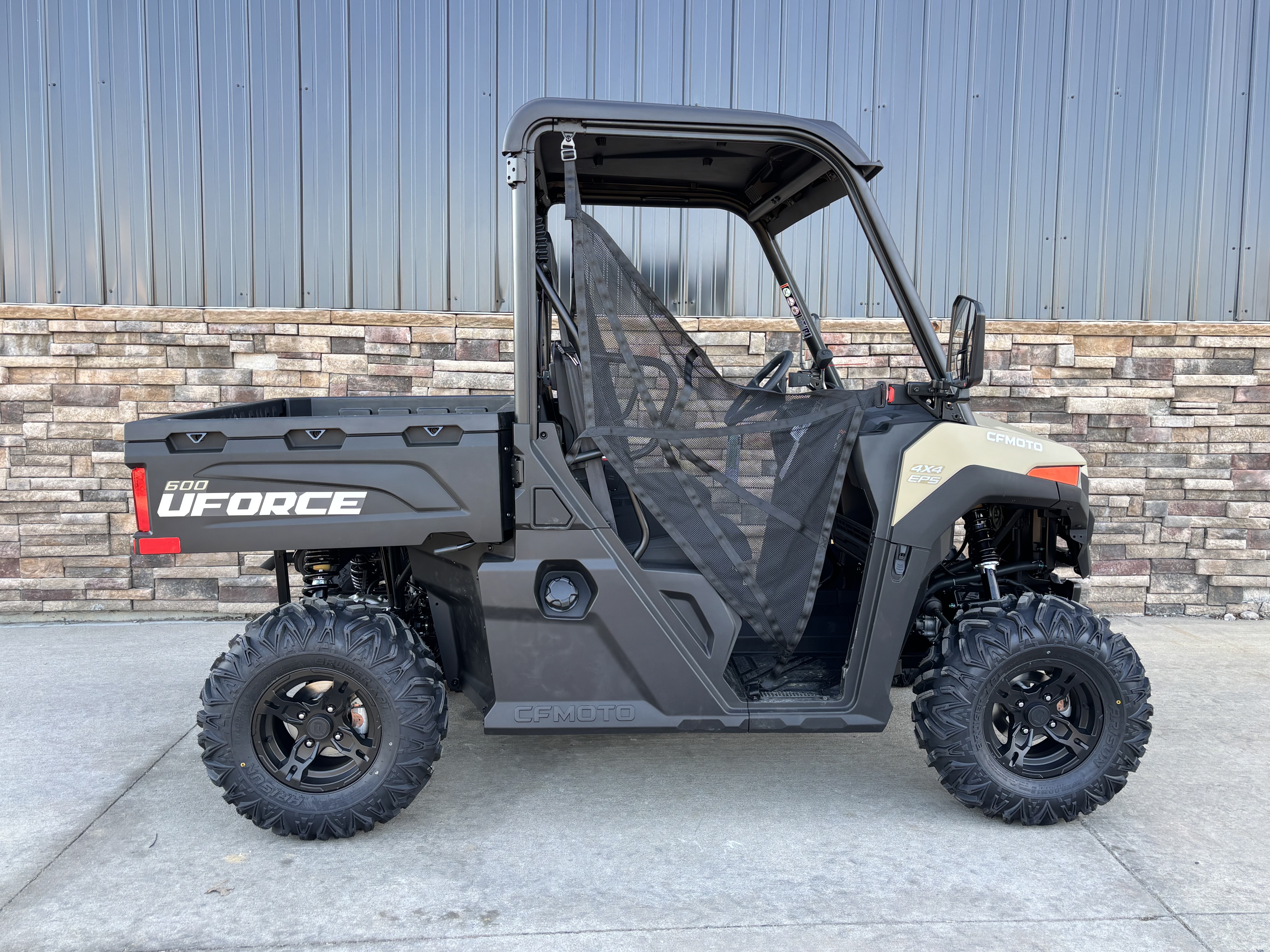2026 CFMOTO UForce 600 in Columbia, Missouri - Photo 14