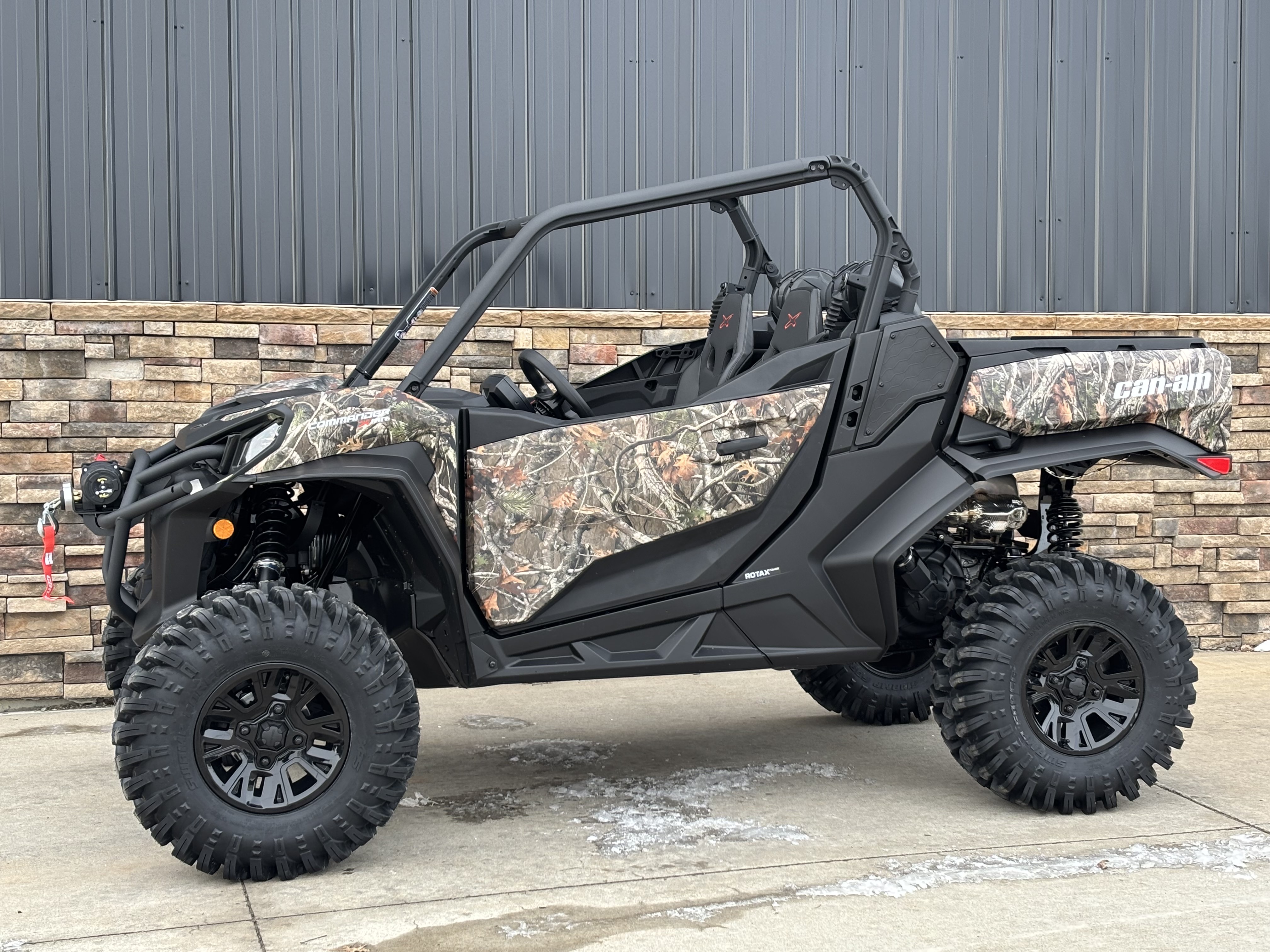 2026 Can-Am Commander X MR in Columbia, Missouri - Photo 2