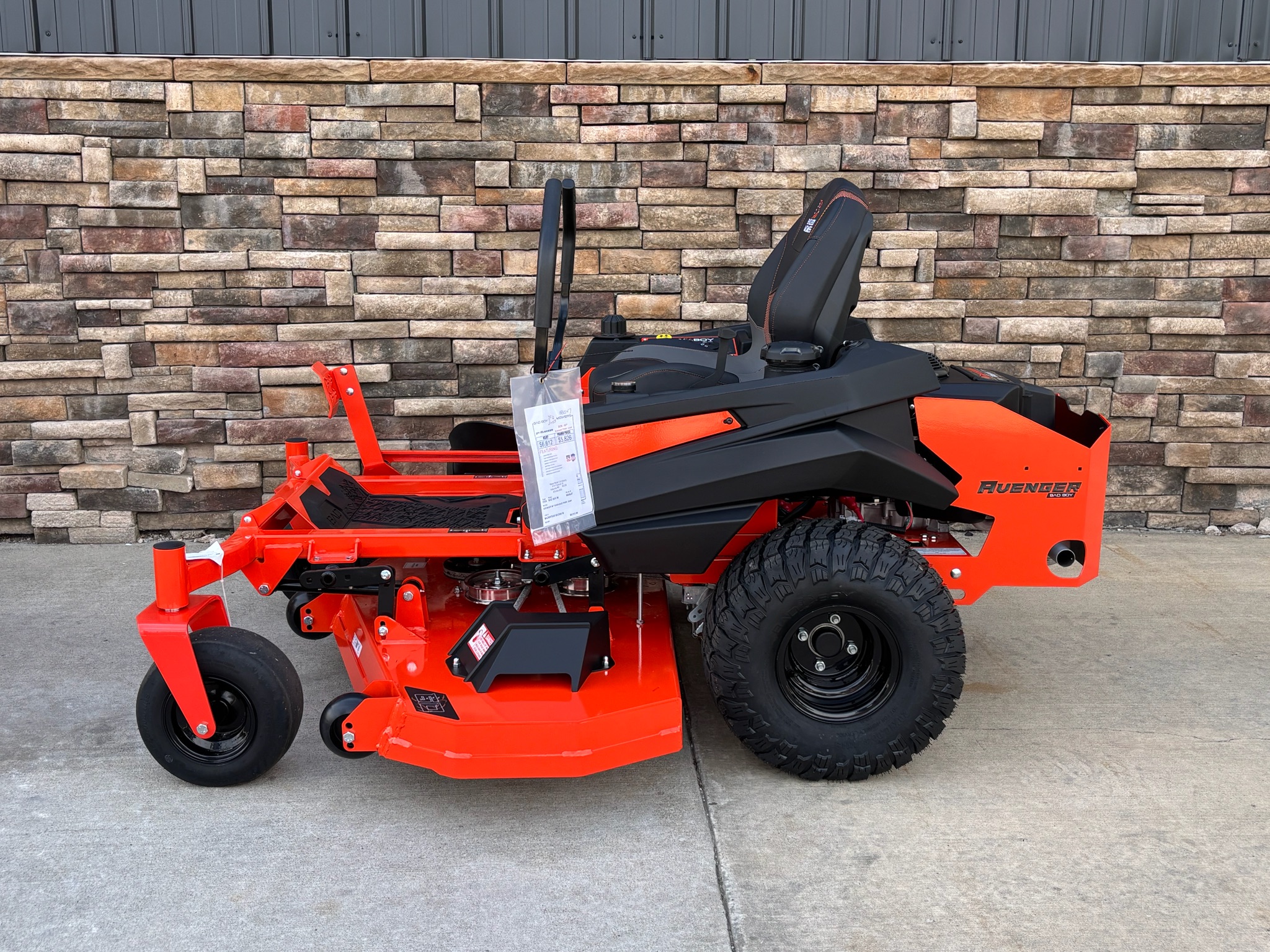 New Bad Boy Mowers ZT Avenger 60 in. Kawasaki FR691 23 hp