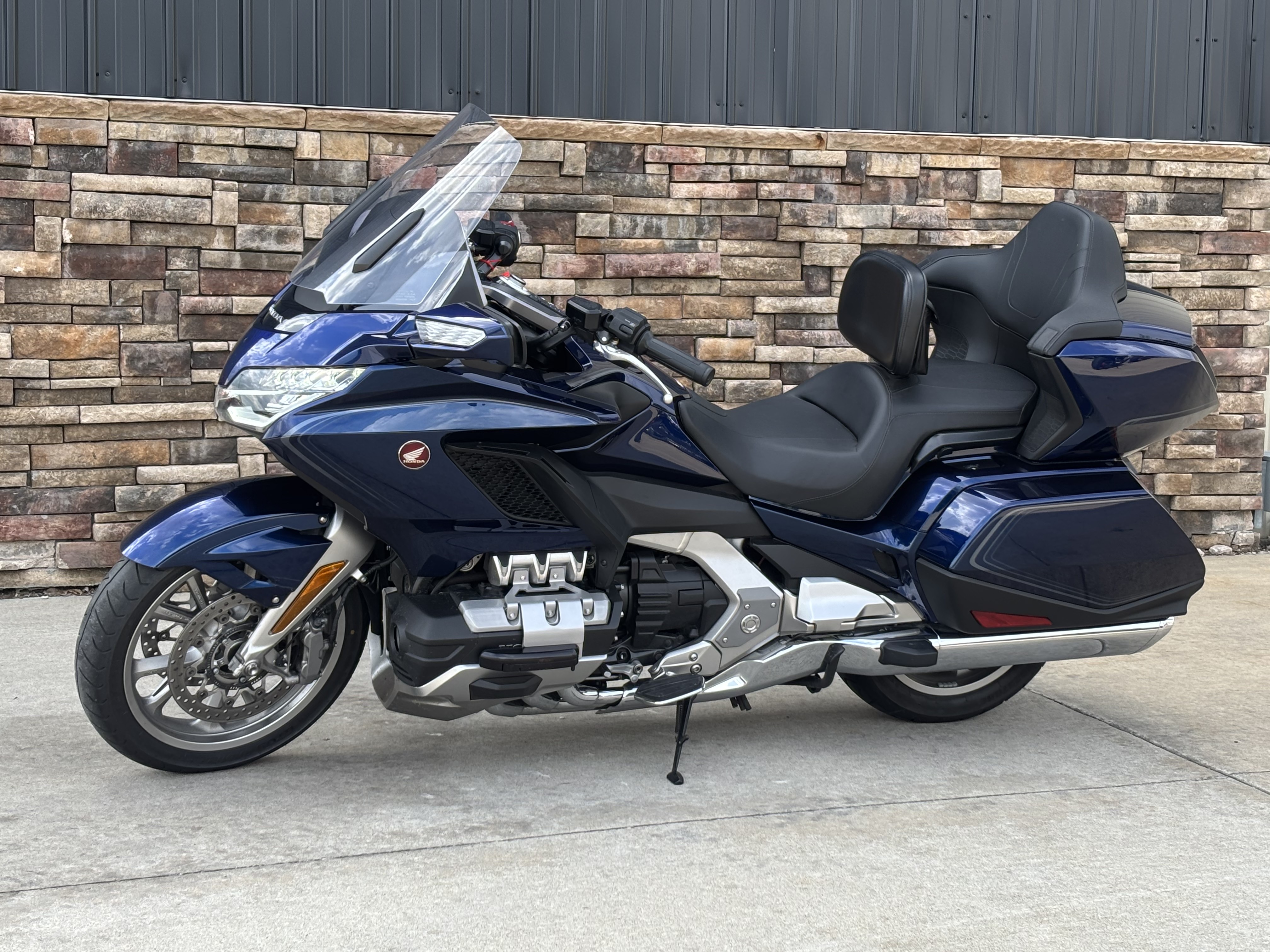 2018 Honda Gold Wing Tour in Columbia, Missouri - Photo 2