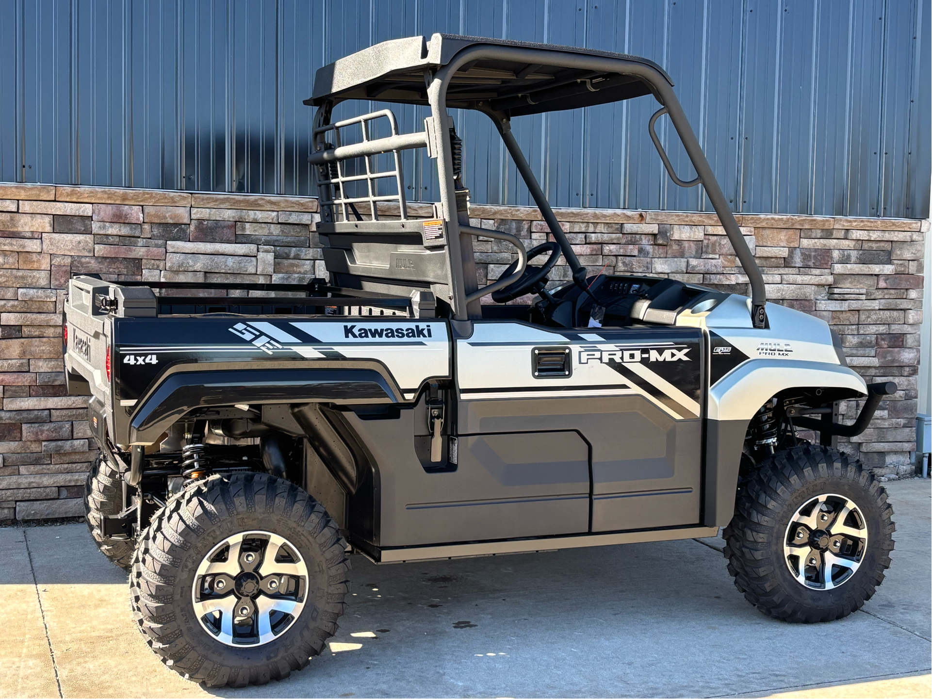 2026 Kawasaki MULE PRO-MX SE in Columbia, Missouri - Photo 2