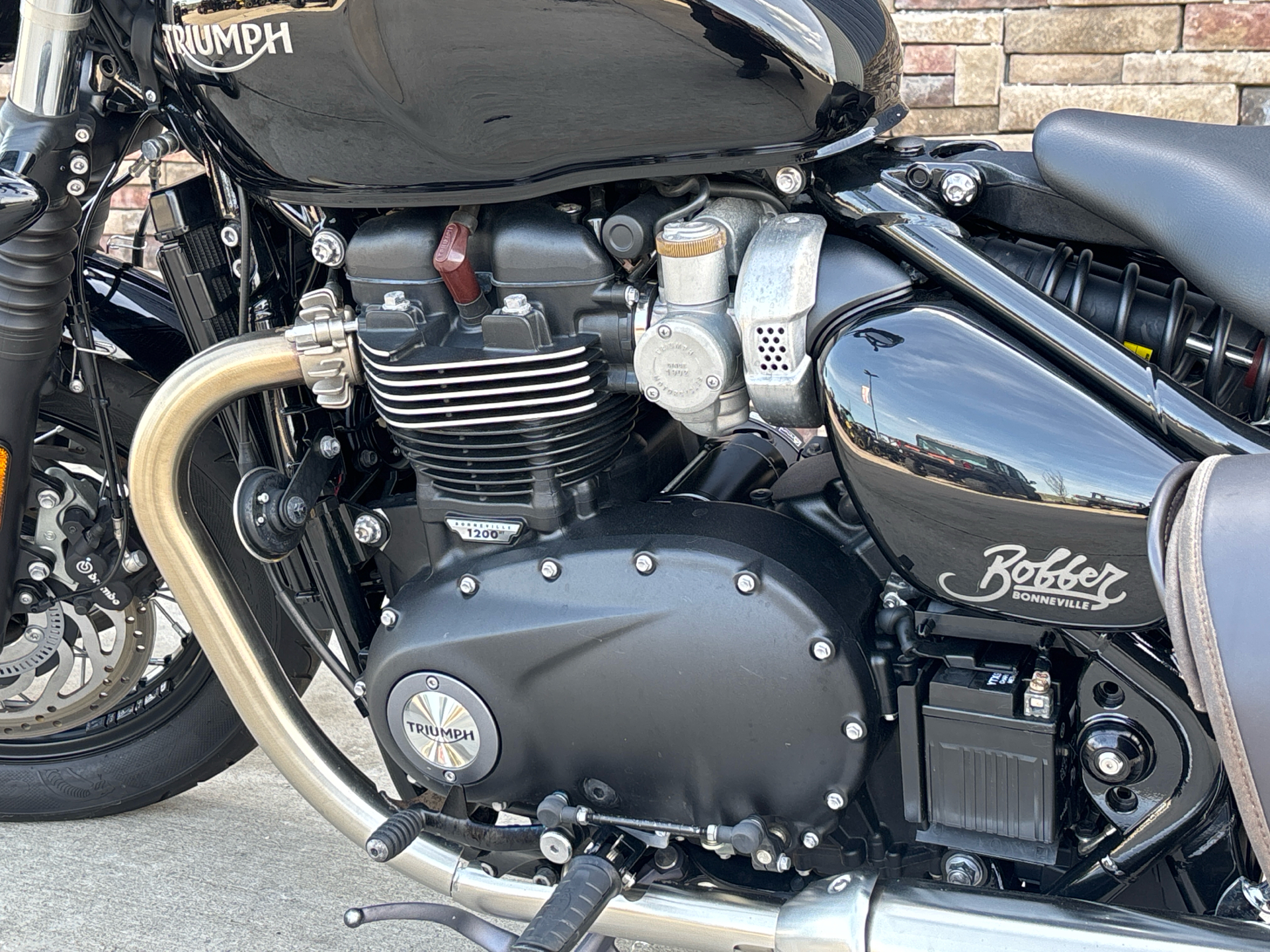 2022 Triumph Bonneville Bobber in Columbia, Missouri - Photo 4