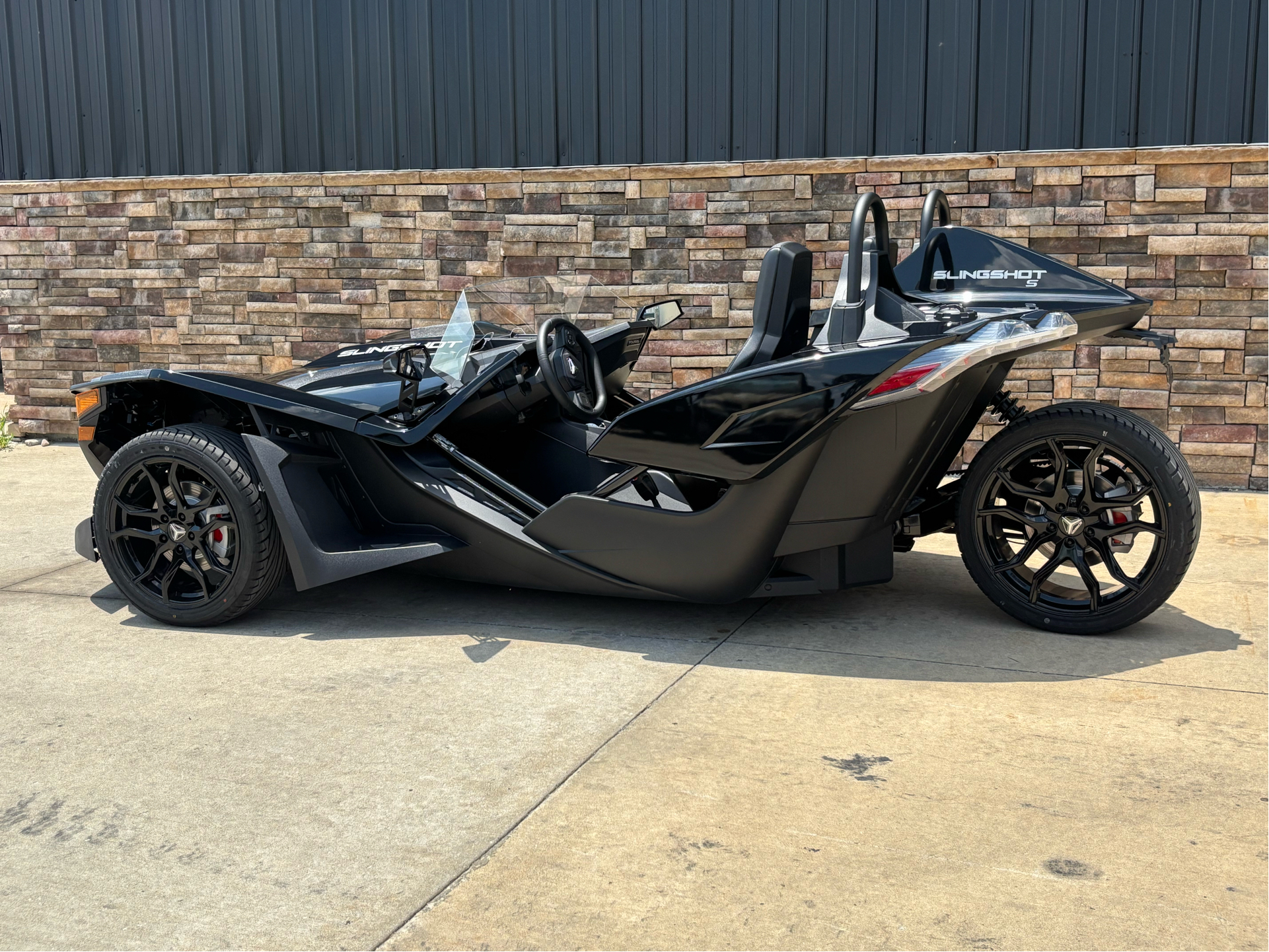 2025 Slingshot Slingshot S - AutoDrive in Columbia, Missouri - Photo 2