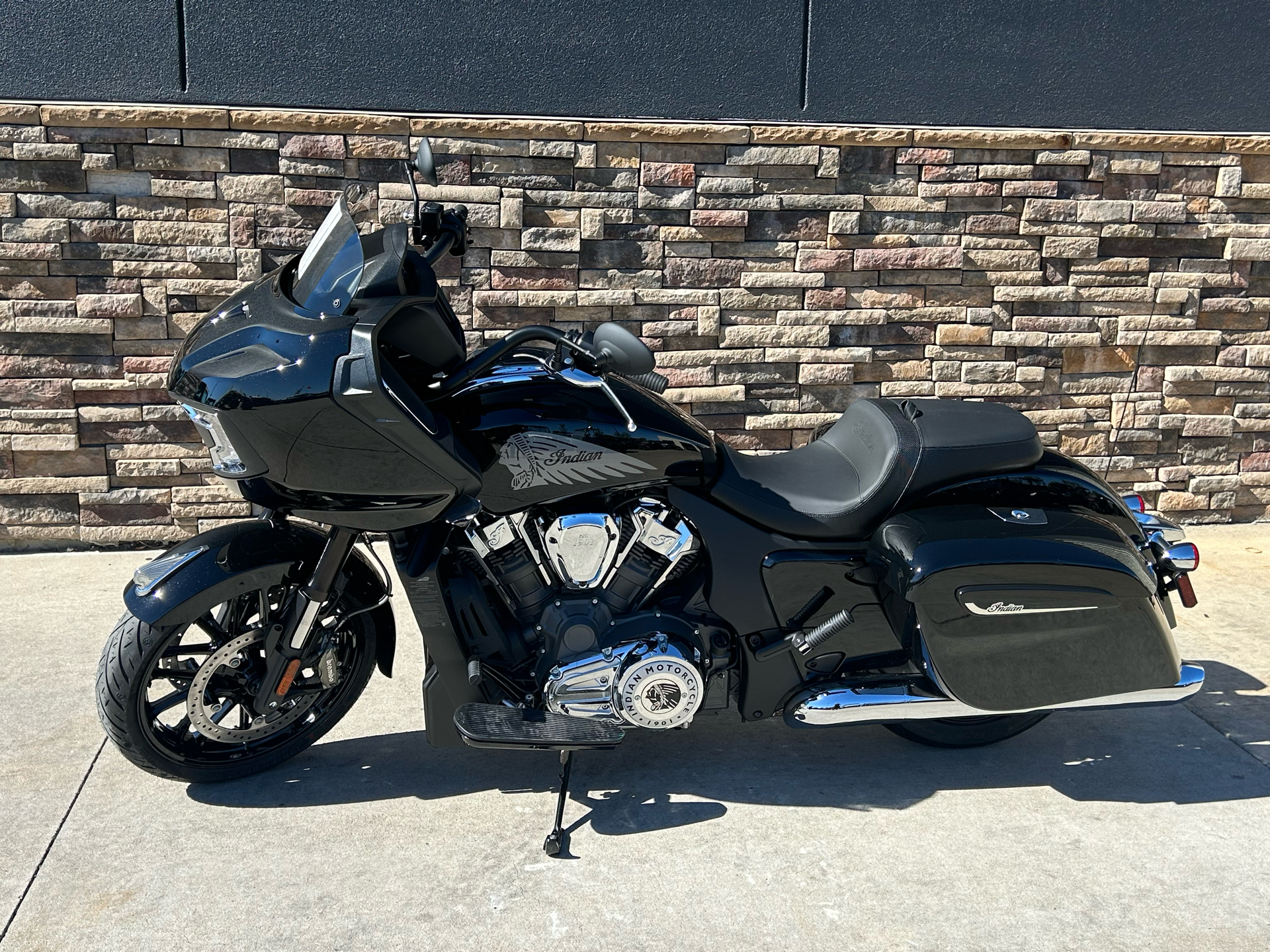 2024 Indian Motorcycle Challenger® in Columbia, Missouri - Photo 1