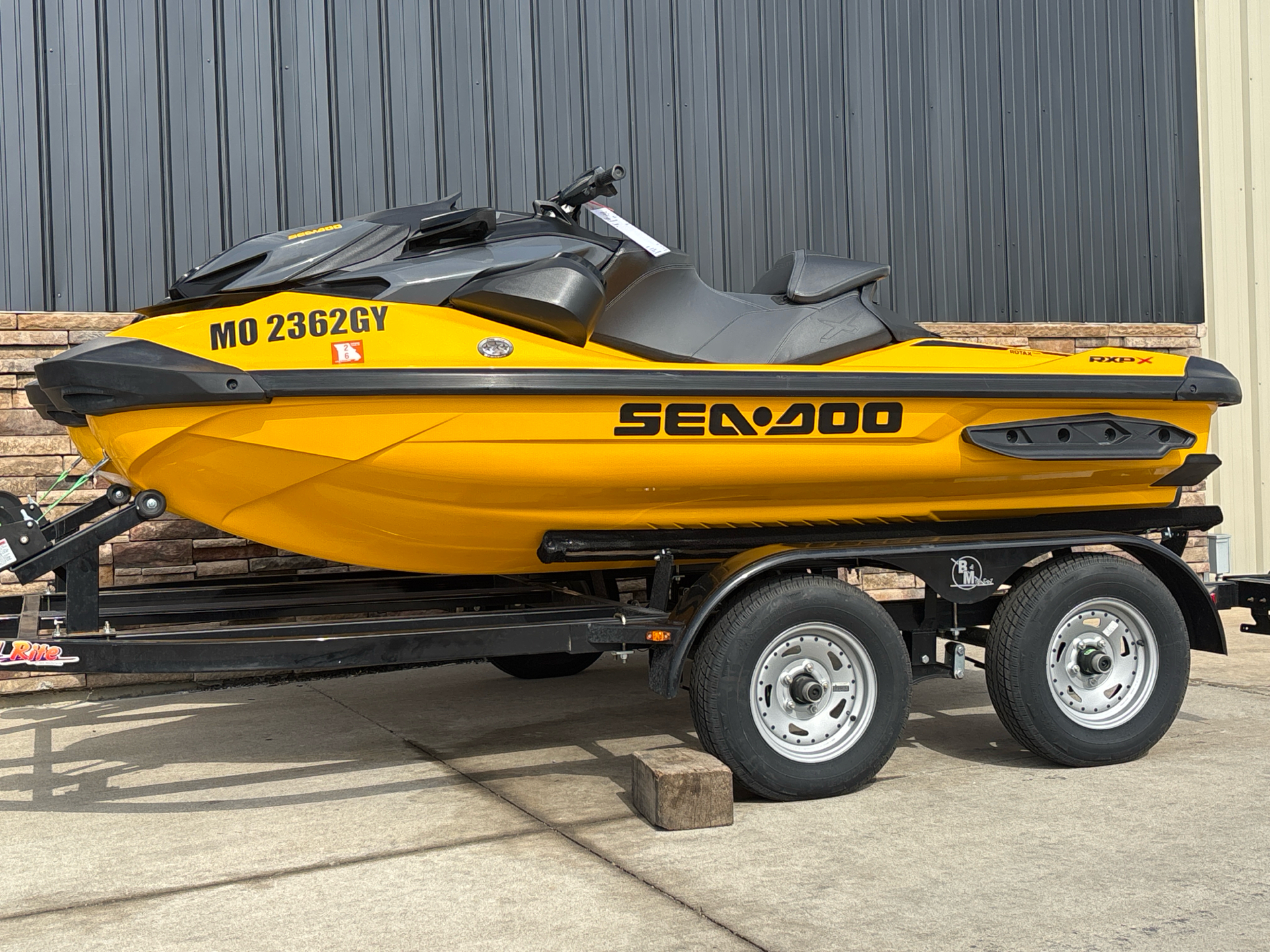 2023 Sea-Doo RXP-X 300 + Tech Package in Columbia, Missouri - Photo 11