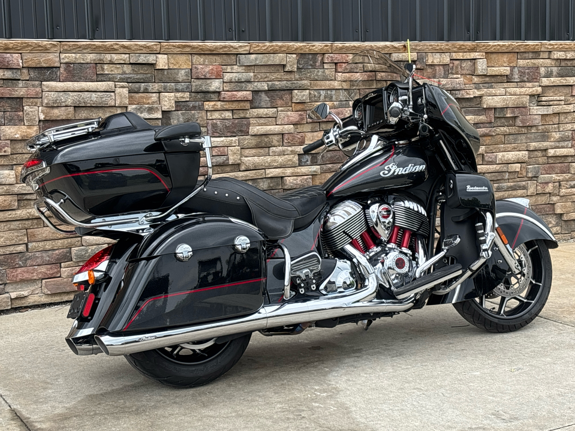 2020 Indian Motorcycle Roadmaster Elite in Columbia, Missouri - Photo 2