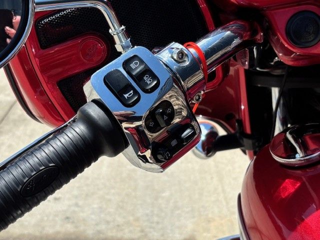 2019 Indian Motorcycle Chieftain® Limited ABS in Columbia, Missouri - Photo 10