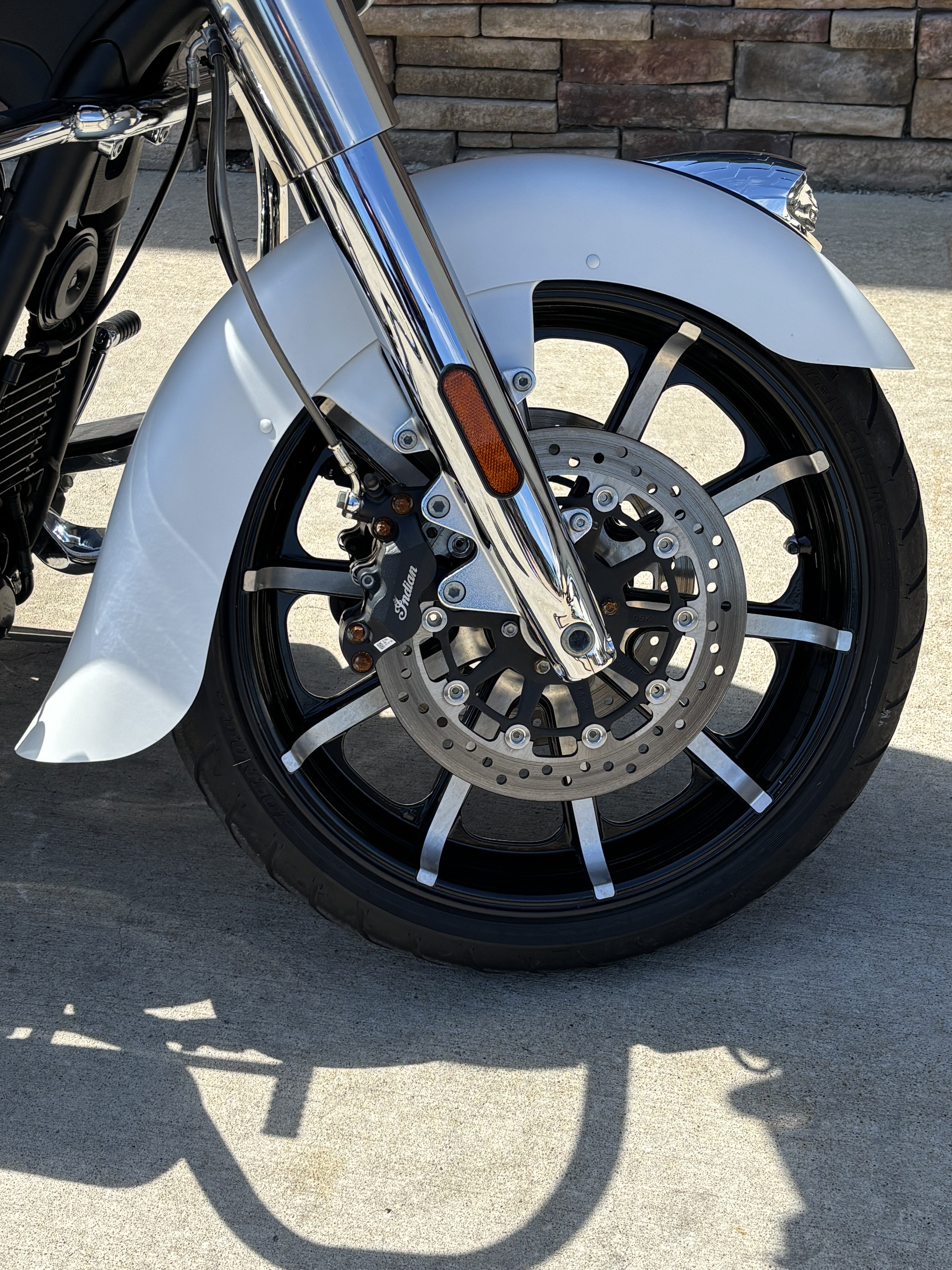 2019 Indian Motorcycle Chieftain® Limited ABS in Columbia, Missouri - Photo 6