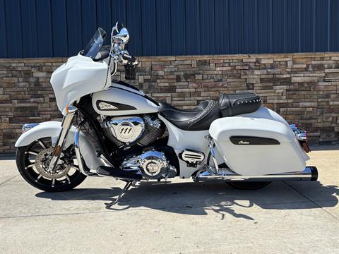 2019 Indian Motorcycle Chieftain® Limited ABS in Columbia, Missouri - Photo 16