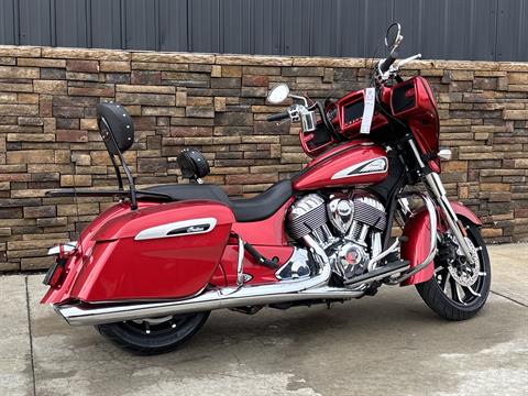 2019 Indian Motorcycle Chieftain® Limited ABS in Columbia, Missouri - Photo 2
