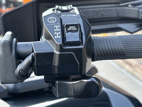 2026 Can-Am Outlander MAX Backcountry 1000R in Columbia, Missouri - Photo 8
