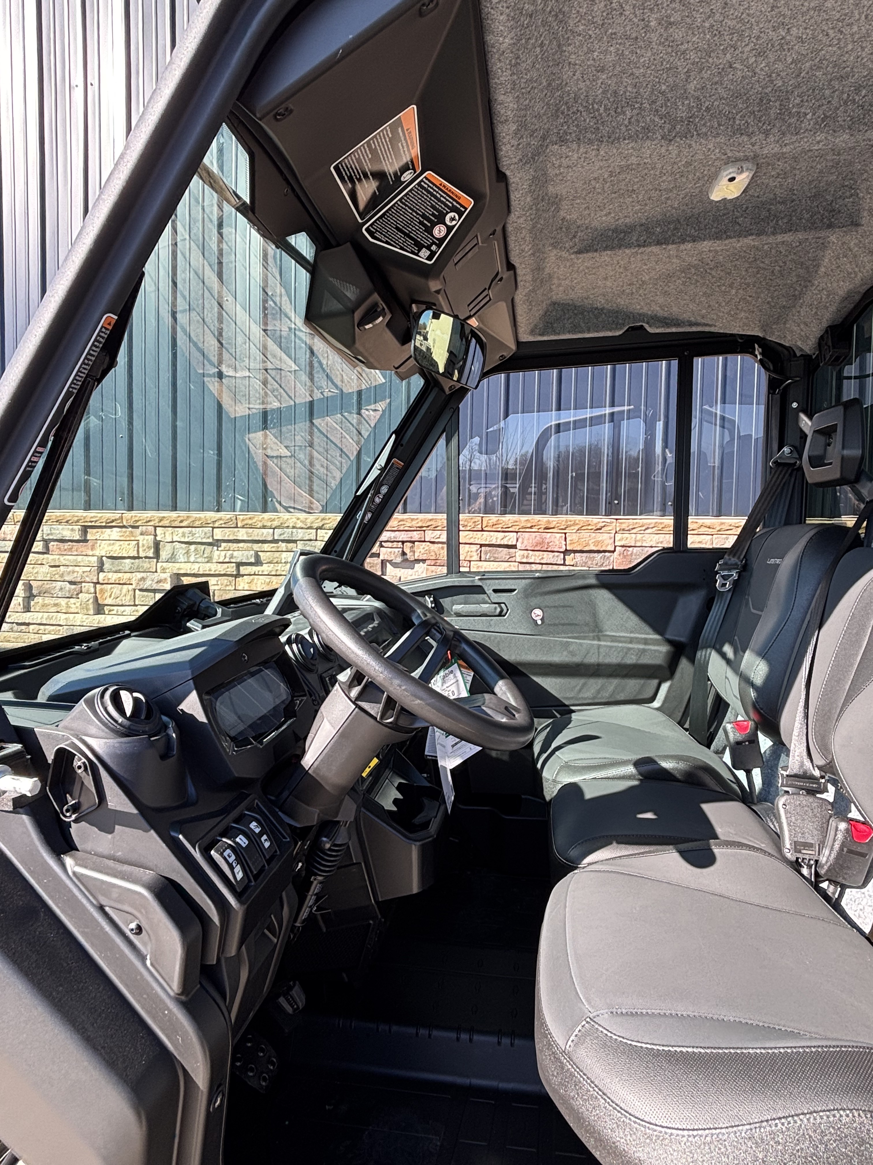 2026 Can-Am Defender 6x6 Limited in Columbia, Missouri - Photo 7