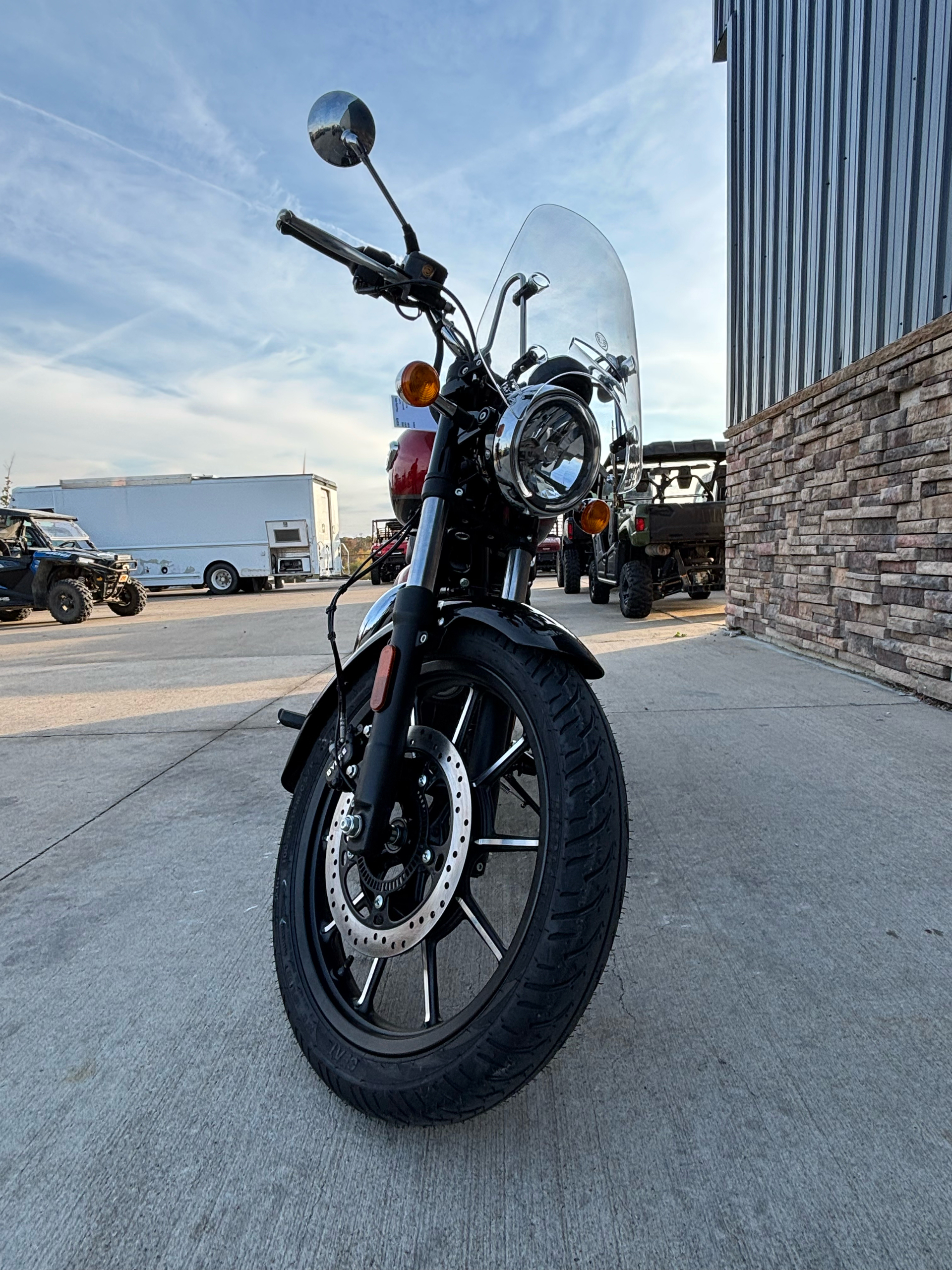 2024 Royal Enfield Meteor 350 in Columbia, Missouri - Photo 12