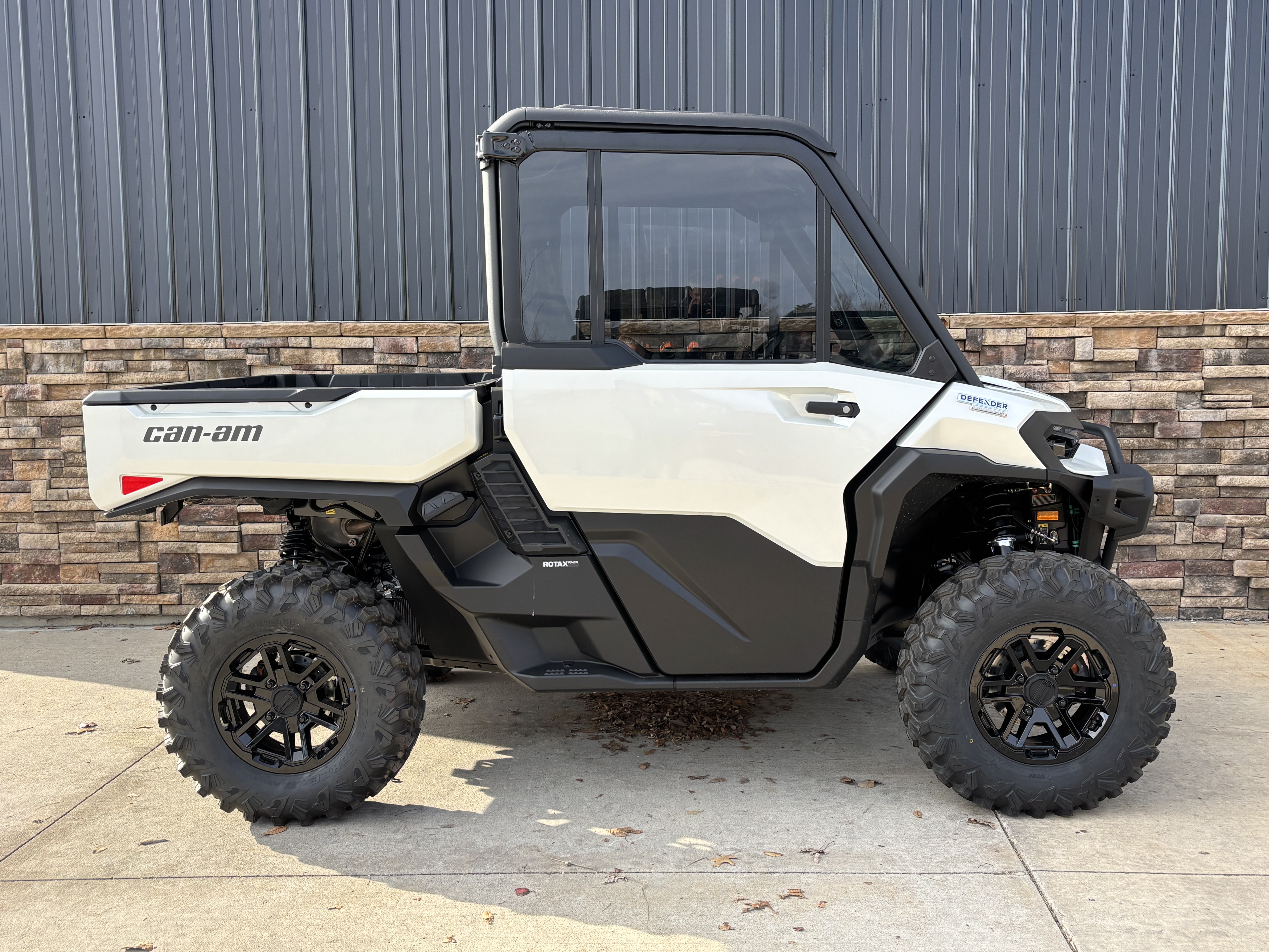 2026 Can-Am Defender Limited HD11 in Columbia, Missouri - Photo 1