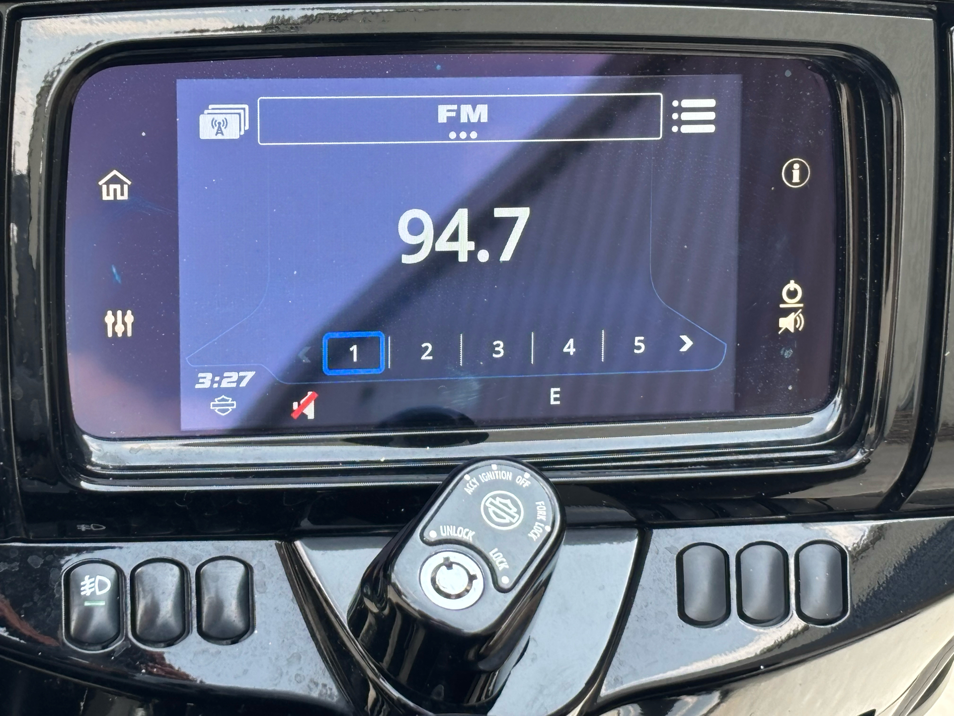 2021 Harley-Davidson Ultra Limited in Columbia, Missouri - Photo 8