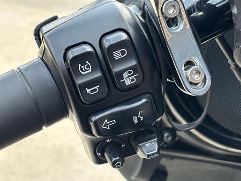 2021 Harley-Davidson Ultra Limited in Columbia, Missouri - Photo 9
