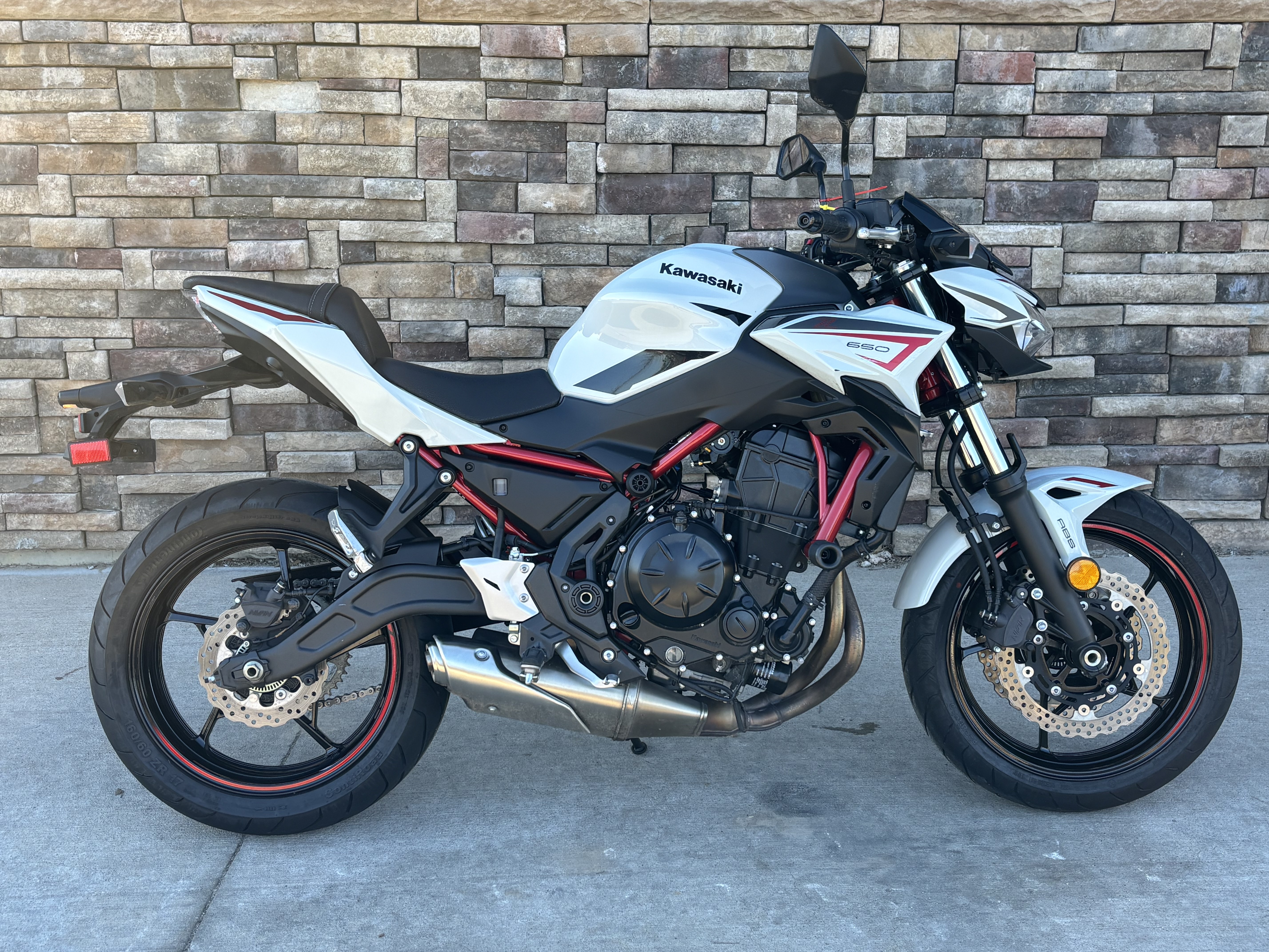 2022 Kawasaki Z650 ABS in Columbia, Missouri - Photo 12