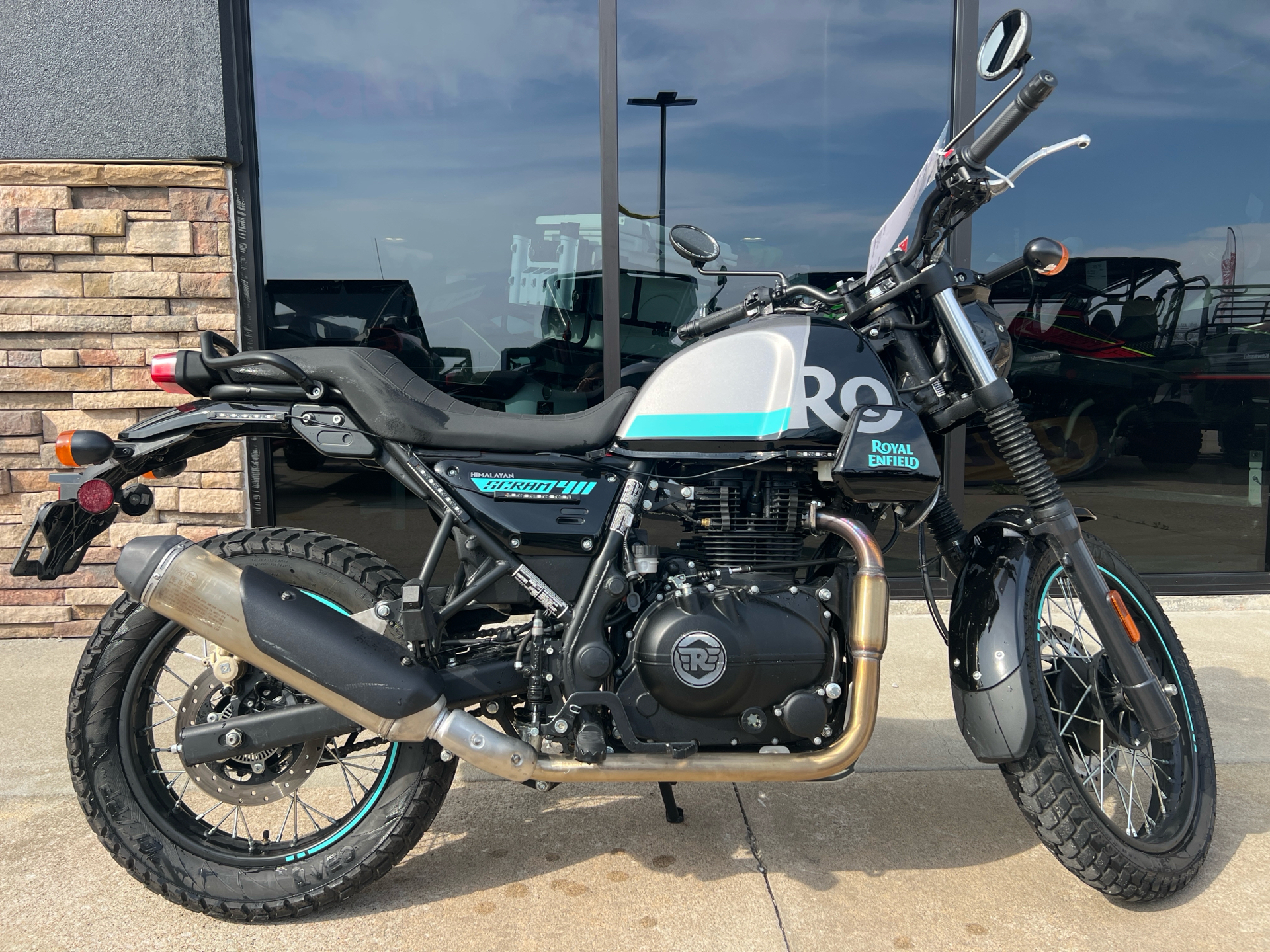 2023 Royal Enfield Scram 411 in Columbia, Missouri - Photo 1
