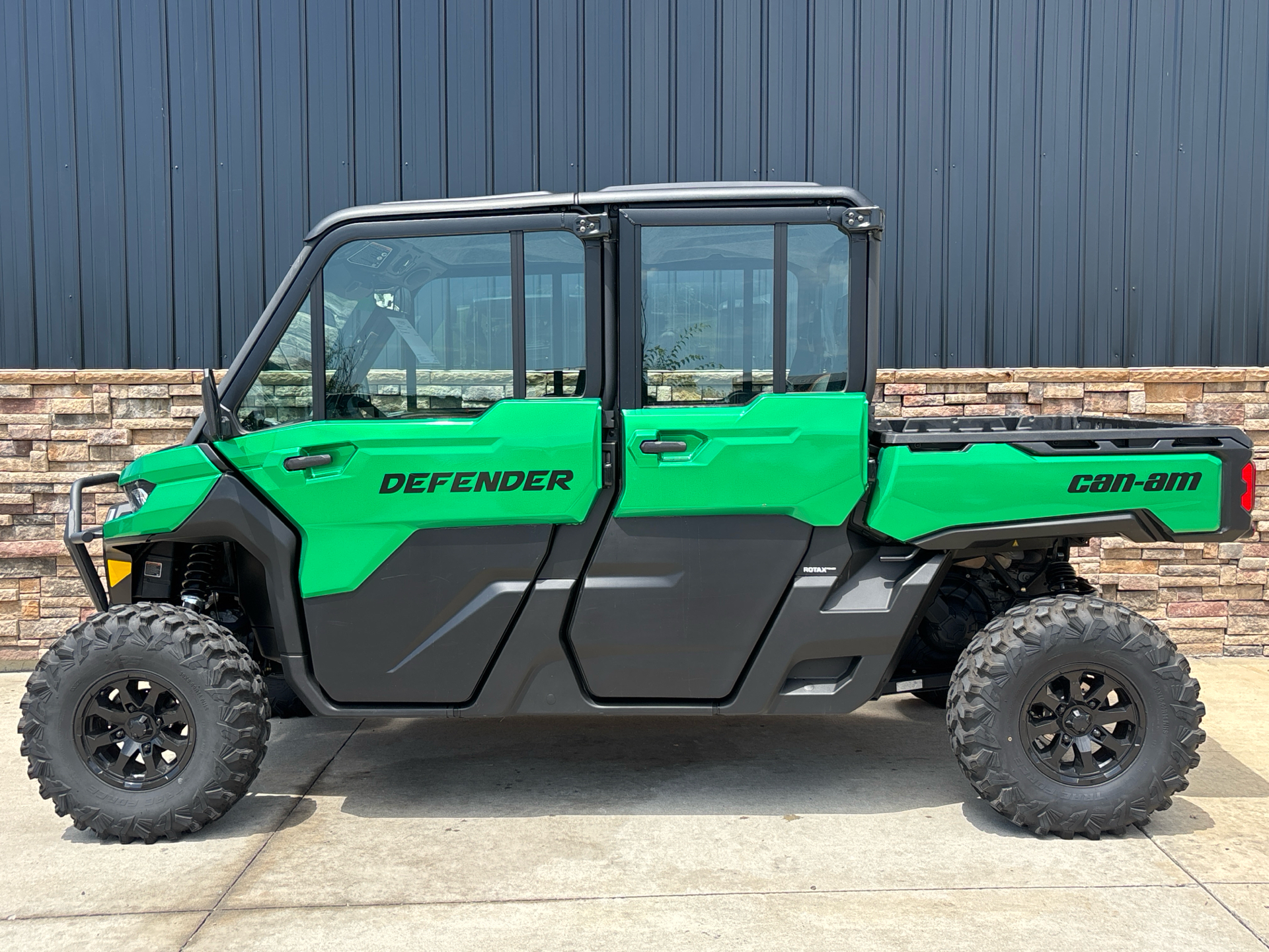 2024 Can-Am Defender MAX Limited in Columbia, Missouri - Photo 1