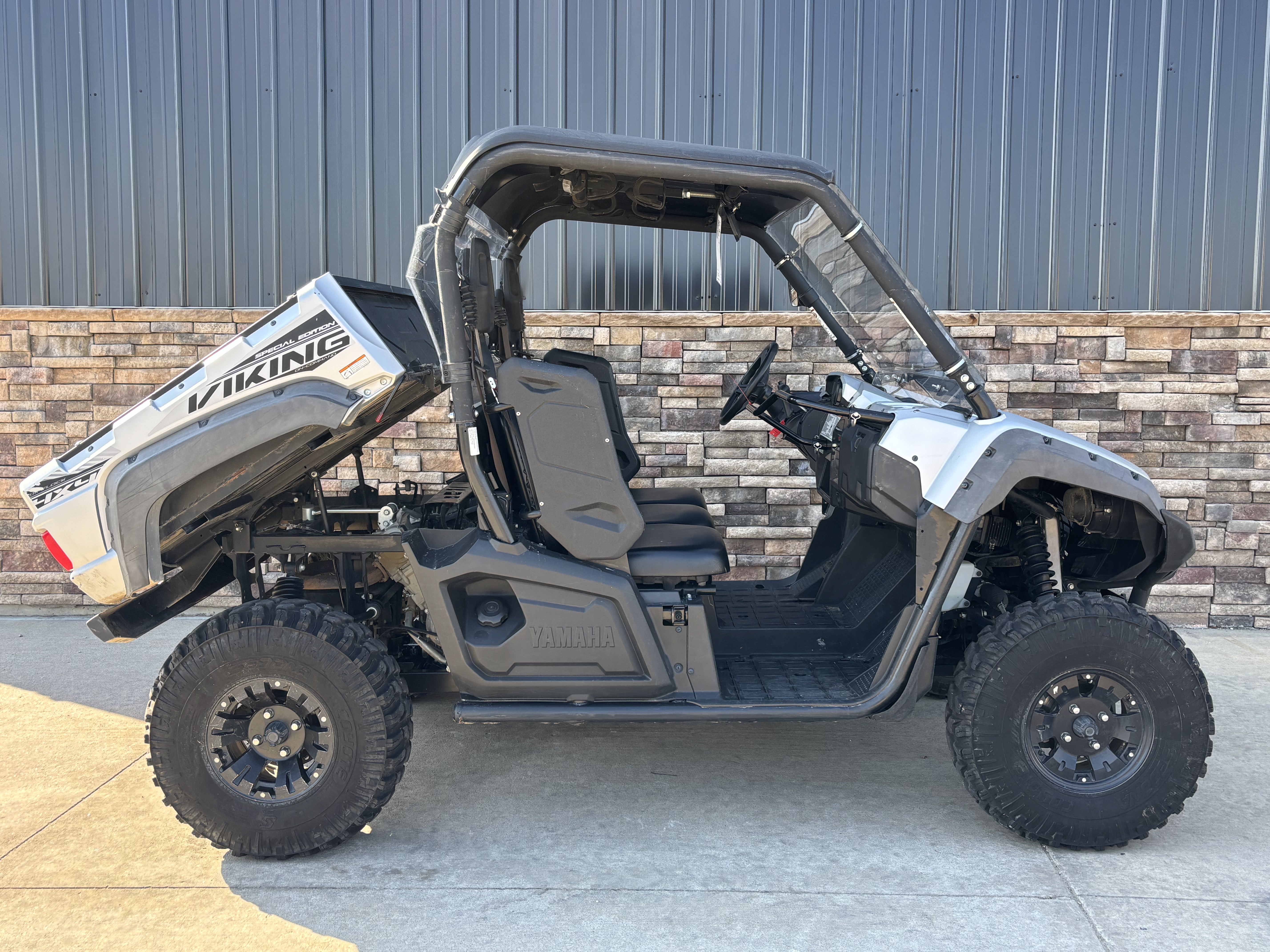 2015 Yamaha Viking EPS SE in Columbia, Missouri - Photo 9