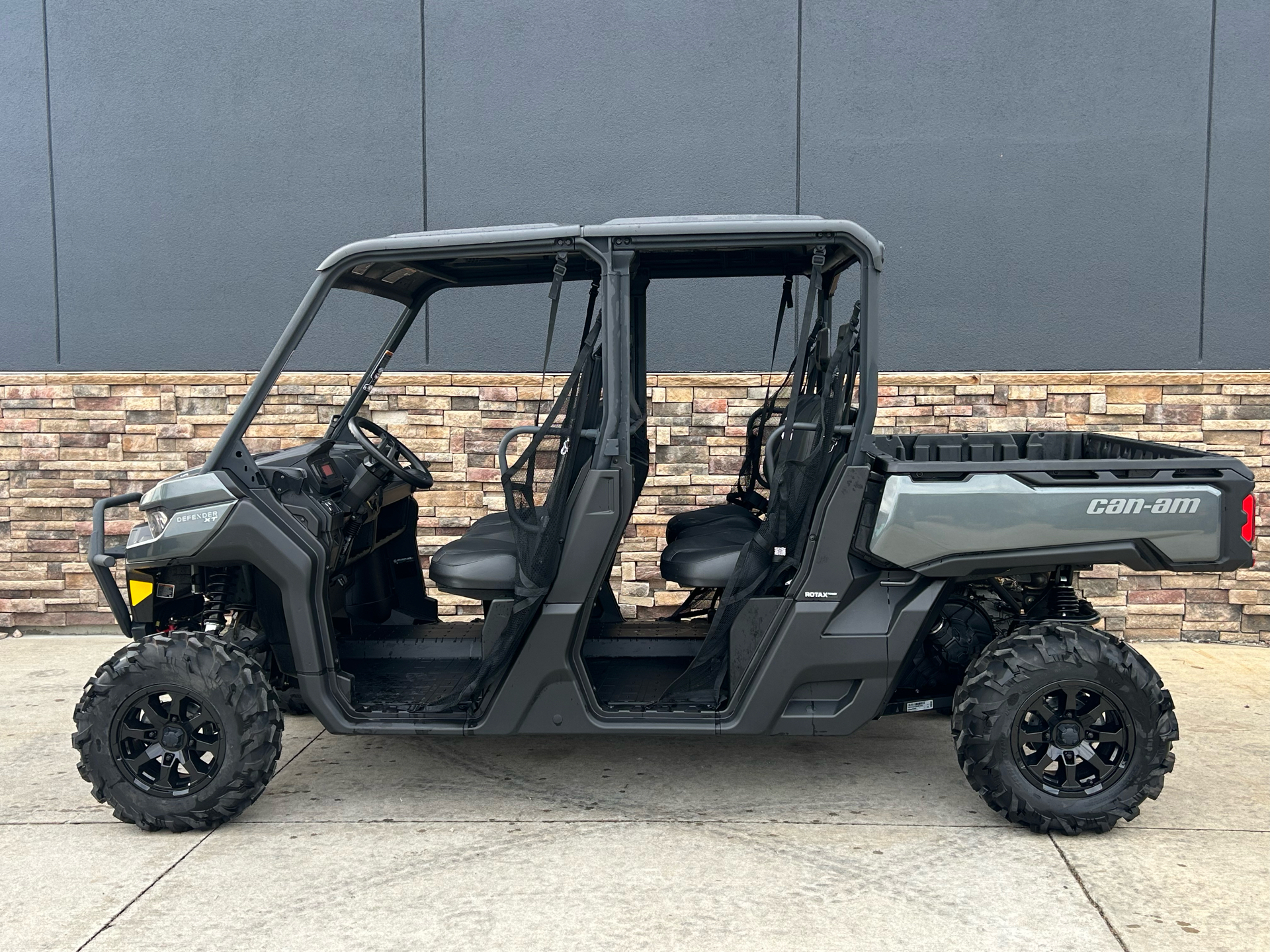 2024 Can-Am Defender MAX XT HD10 in Columbia, Missouri - Photo 1