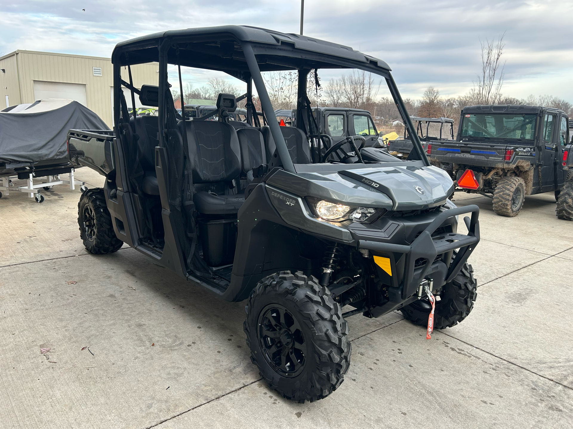 2024 Can-Am Defender MAX XT HD10 in Columbia, Missouri - Photo 4