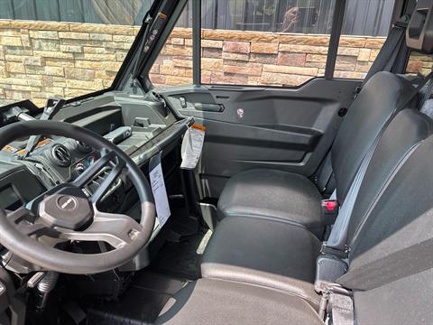 2025 Can-Am Defender DPS CAB in Columbia, Missouri - Photo 8