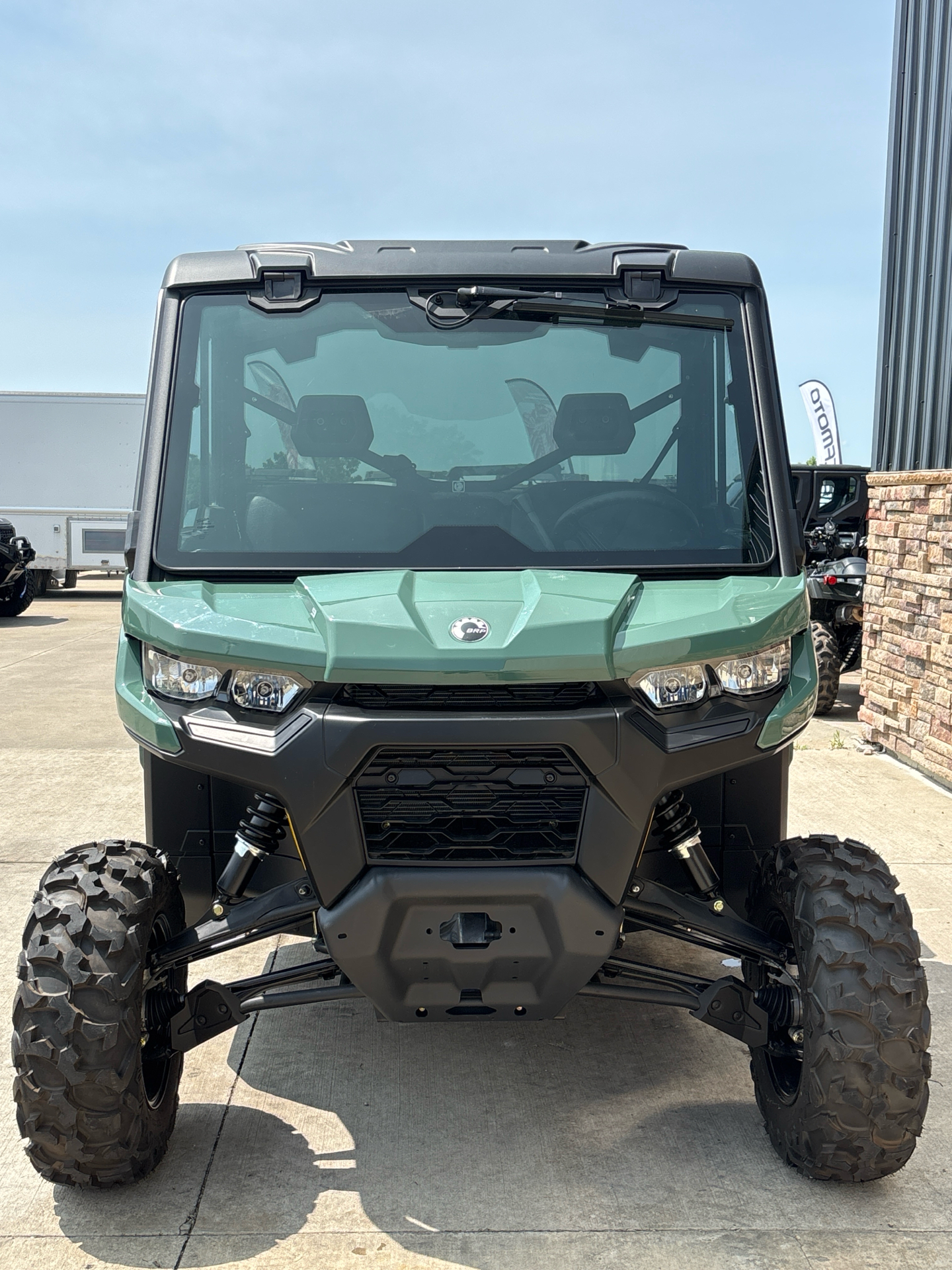 2025 Can-Am Defender DPS CAB in Columbia, Missouri - Photo 13