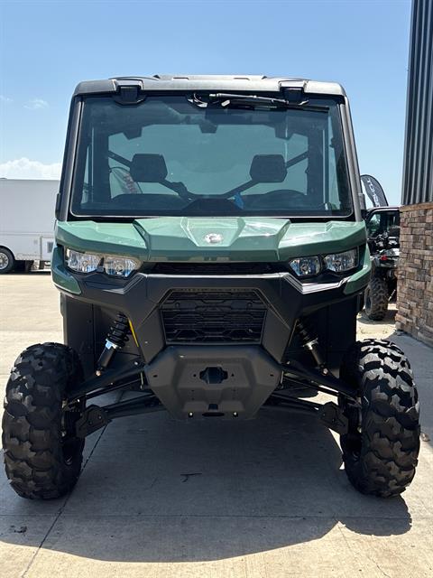 2025 Can-Am Defender DPS CAB in Columbia, Missouri - Photo 4
