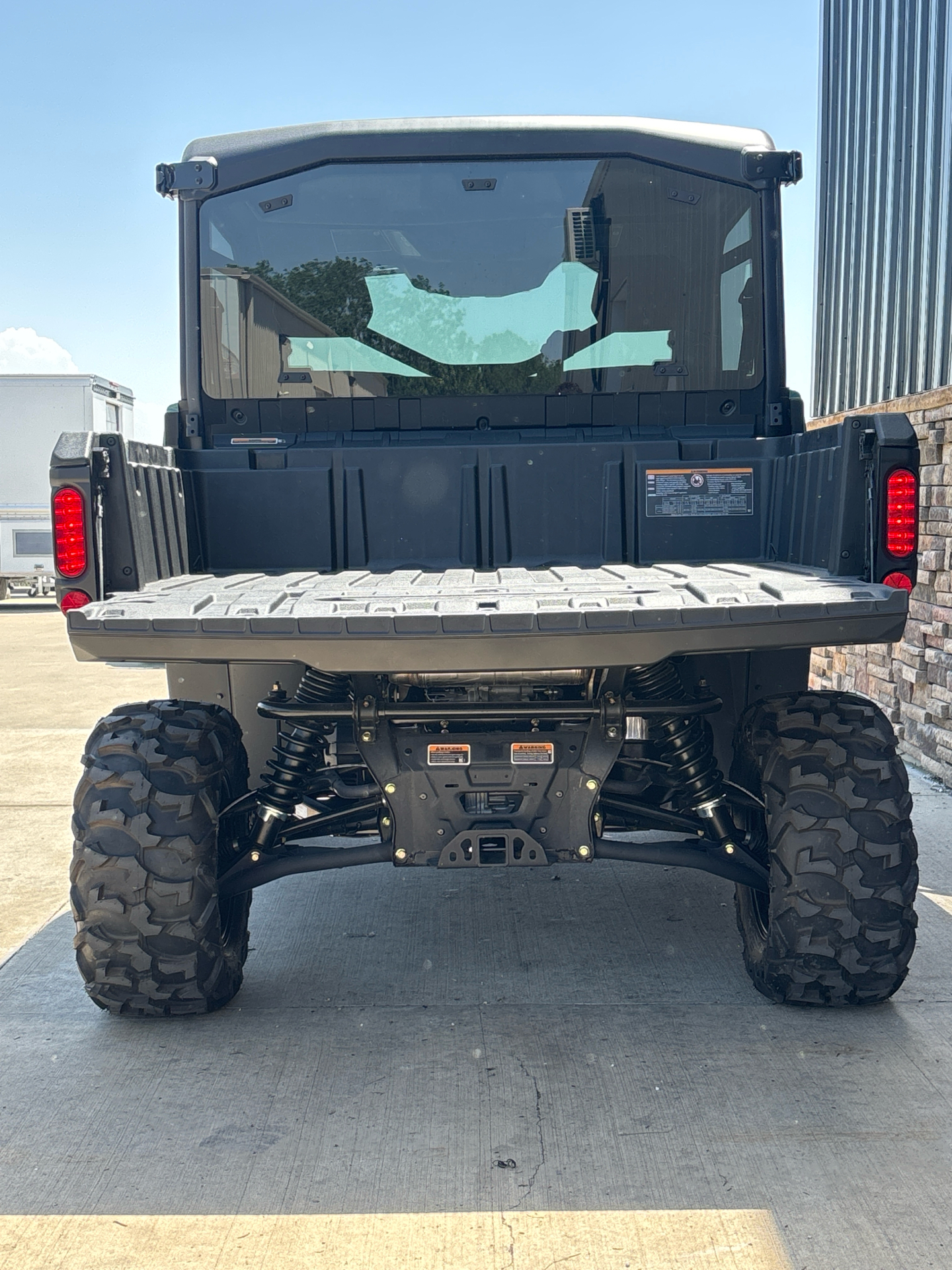 2025 Can-Am Defender DPS CAB in Columbia, Missouri - Photo 11