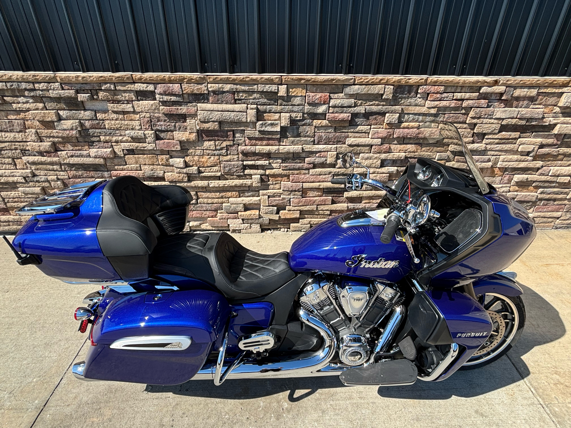 2023 Indian Motorcycle Pursuit® Limited with Premium Package in Columbia, Missouri - Photo 6