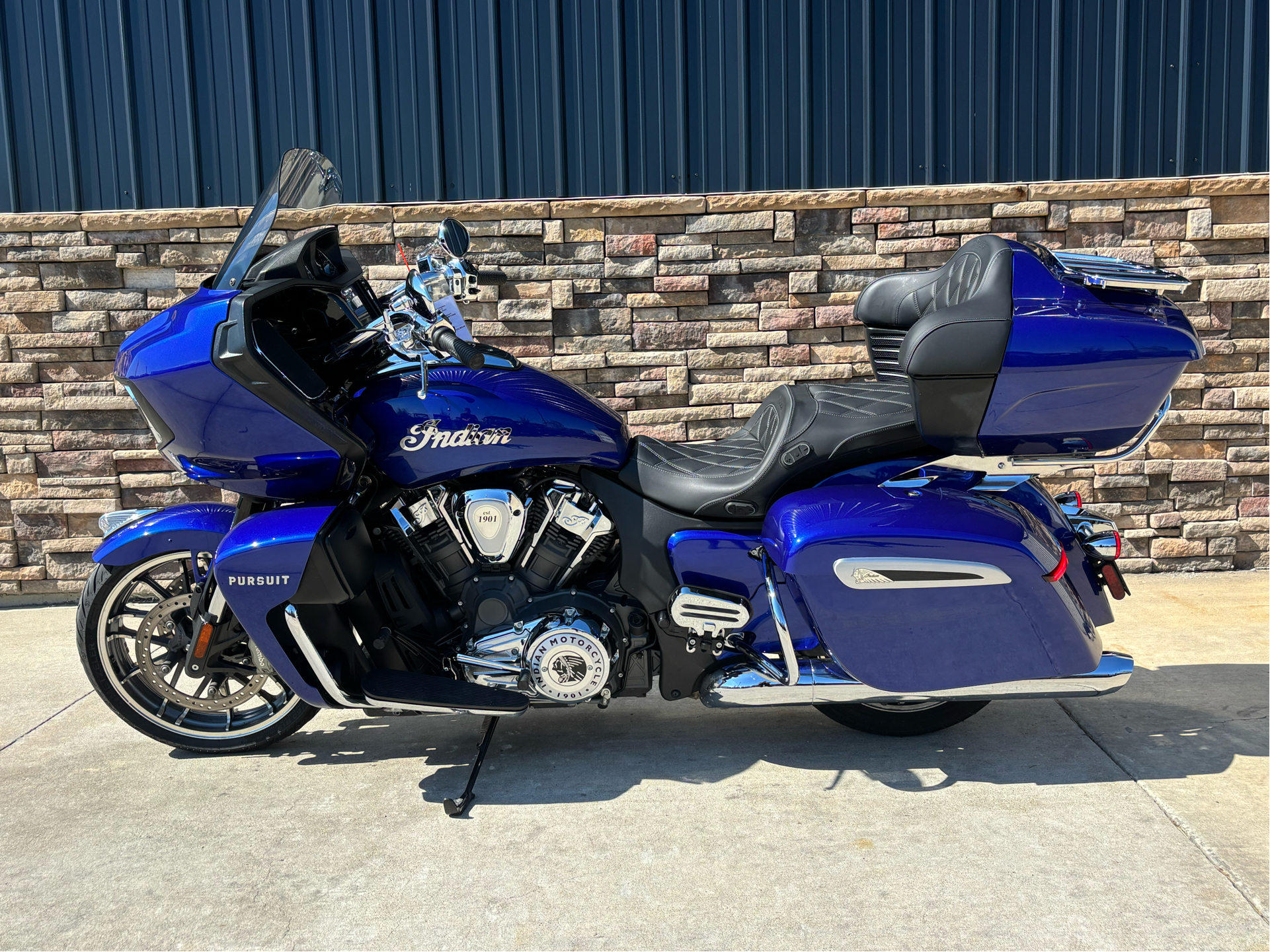 2023 Indian Motorcycle Pursuit® Limited with Premium Package in Columbia, Missouri - Photo 16