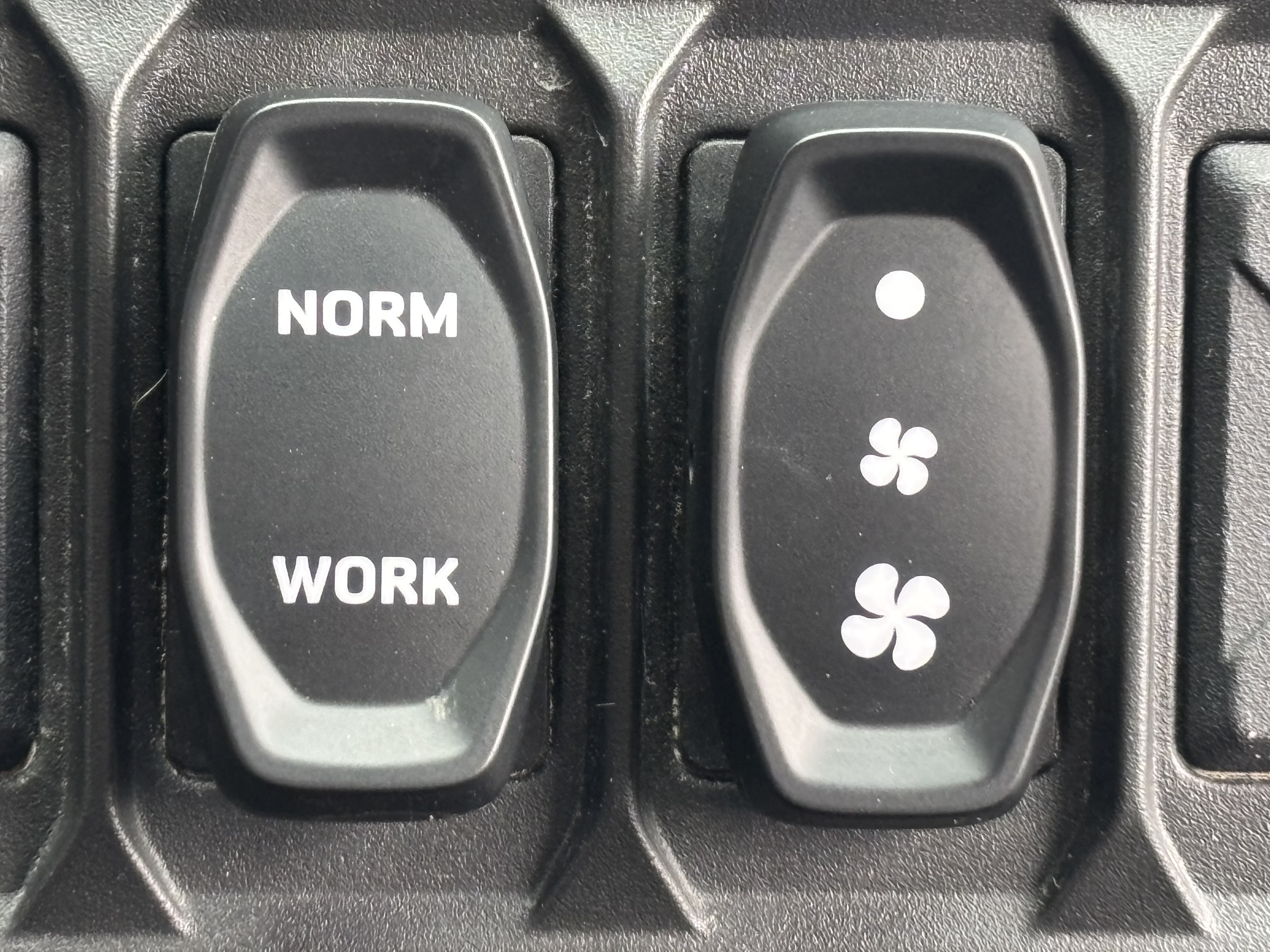 2024 CFMOTO UForce 1000 XL in Columbia, Missouri - Photo 10