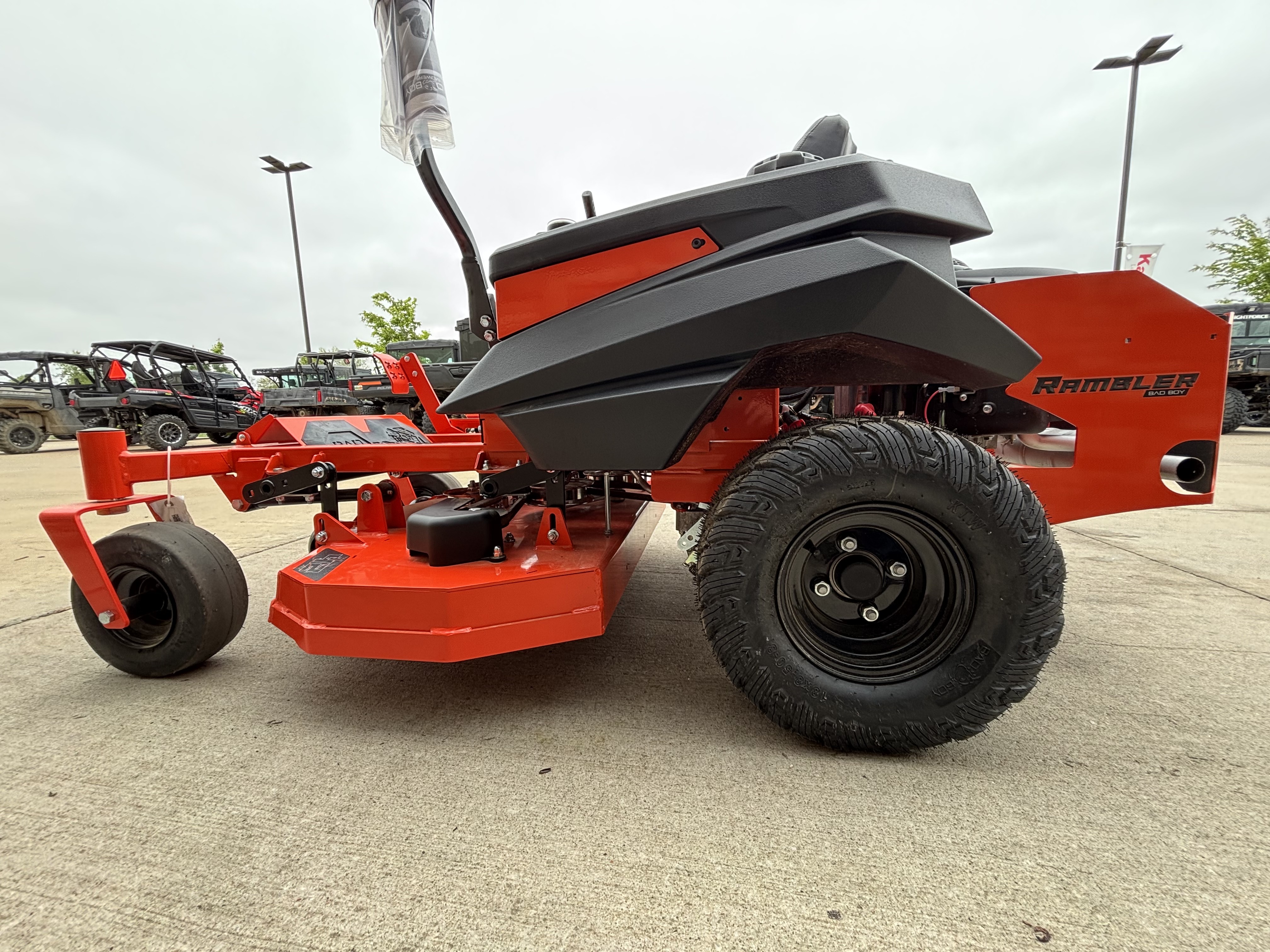 2026 Bad Boy Mowers MZ Rambler 42 in. Kawasaki FR651V 21.5 hp in Columbia, Missouri - Photo 10