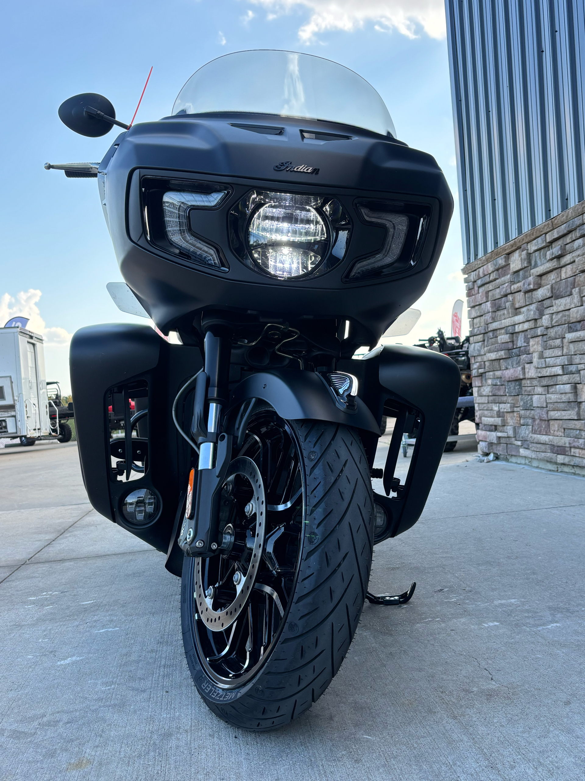 2024 Indian Motorcycle Pursuit® Dark Horse® with PowerBand Audio Package in Columbia, Missouri - Photo 5