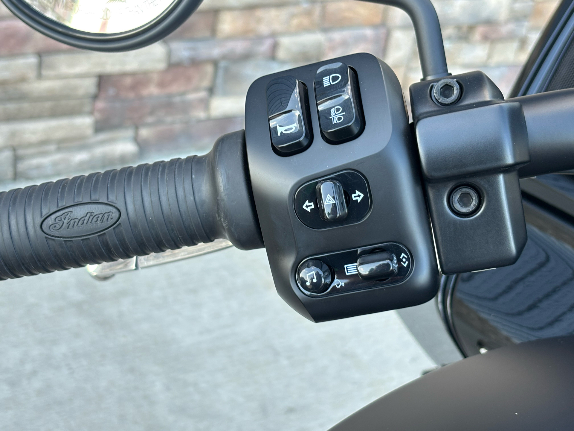 2024 Indian Motorcycle Pursuit® Dark Horse® with PowerBand Audio Package in Columbia, Missouri - Photo 10