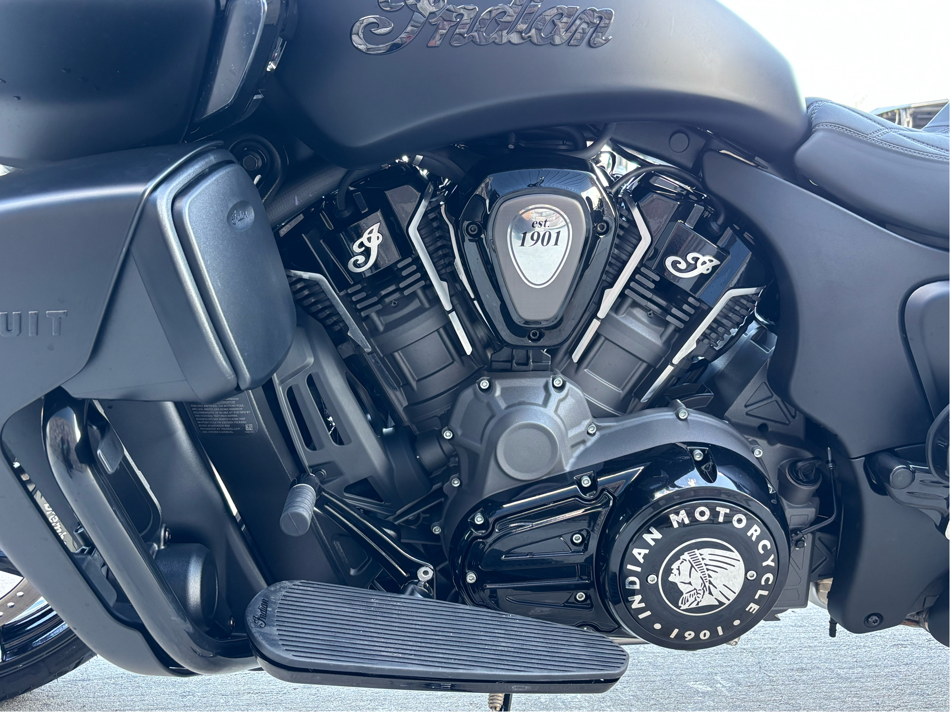 2024 Indian Motorcycle Pursuit® Dark Horse® with PowerBand Audio Package in Columbia, Missouri - Photo 12