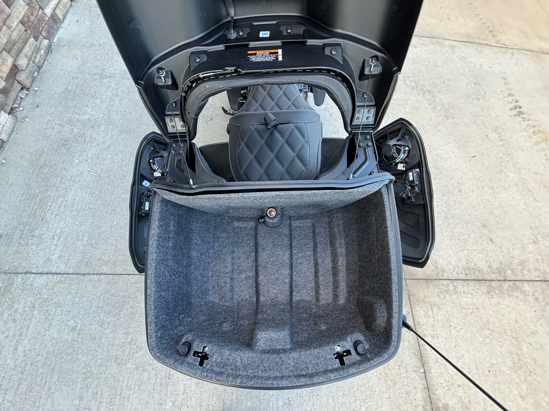 2024 Indian Motorcycle Pursuit® Dark Horse® with PowerBand Audio Package in Columbia, Missouri - Photo 13