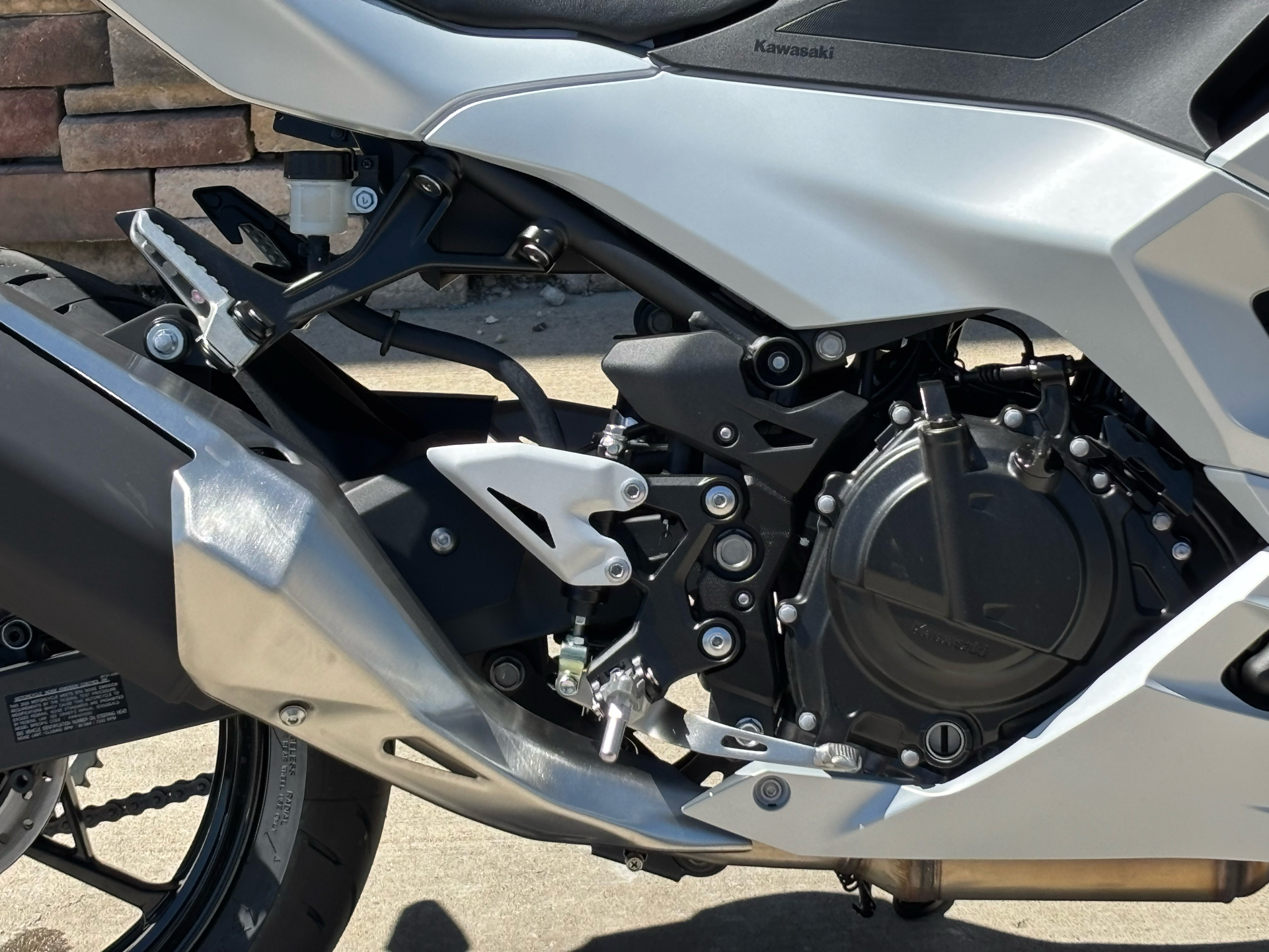 2025 Kawasaki Ninja 500 ABS in Columbia, Missouri - Photo 4