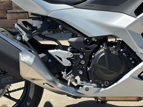 2025 Kawasaki Ninja 500 ABS in Columbia, Missouri - Photo 4