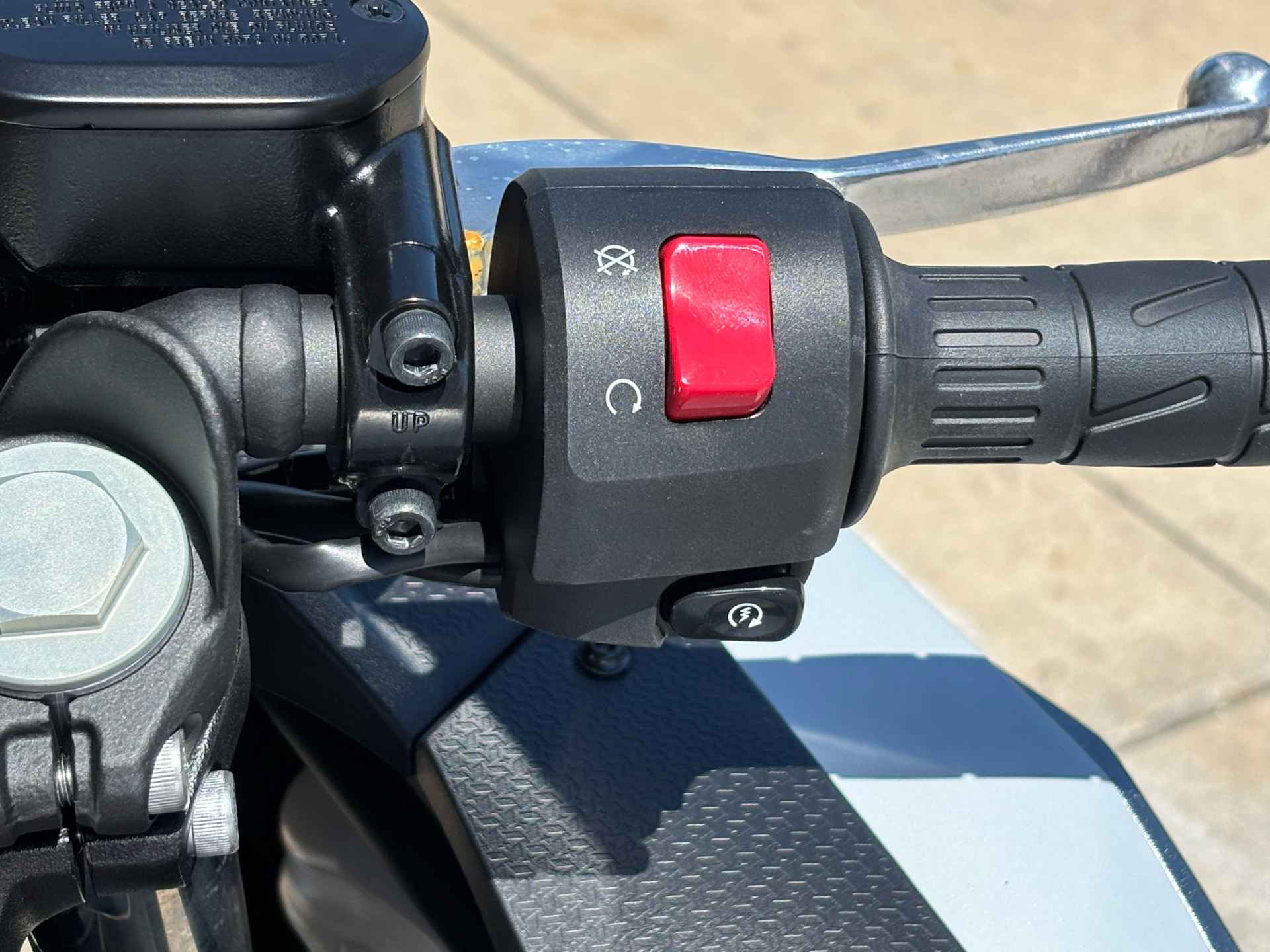 2025 Kawasaki Ninja 500 ABS in Columbia, Missouri - Photo 8