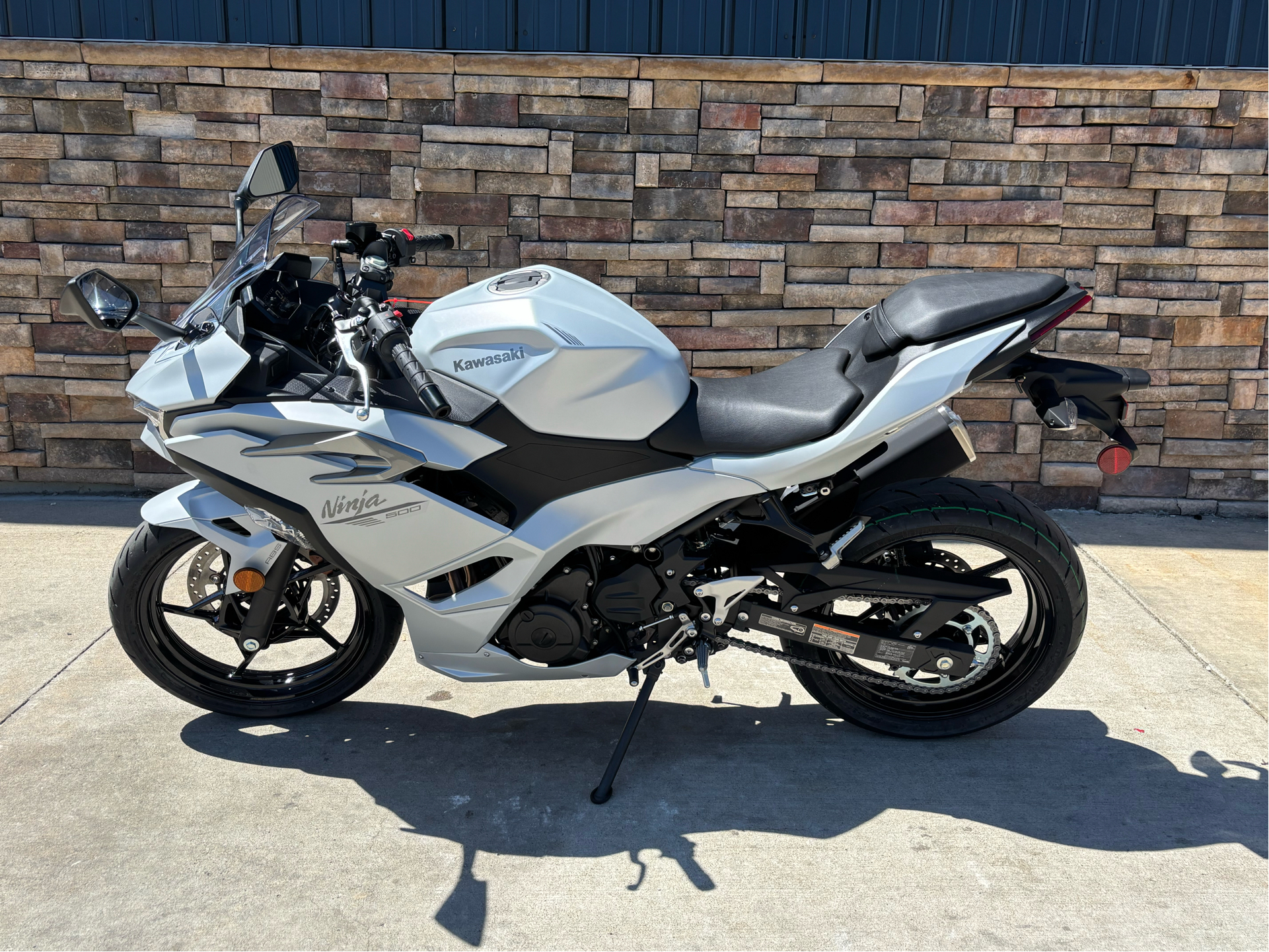2025 Kawasaki Ninja 500 ABS in Columbia, Missouri - Photo 12