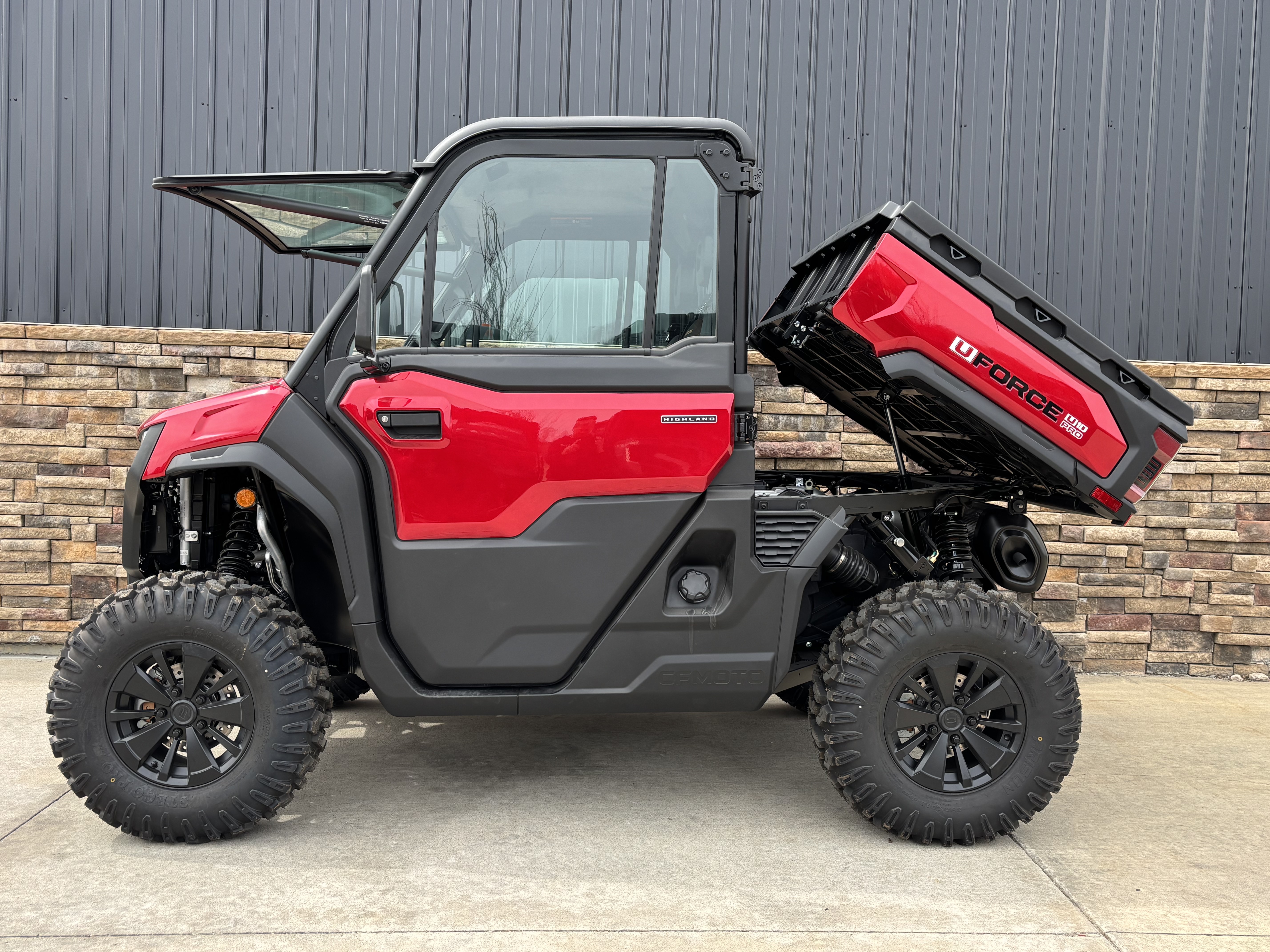 2026 CFMOTO UFORCE U10 Pro Highland in Columbia, Missouri - Photo 9