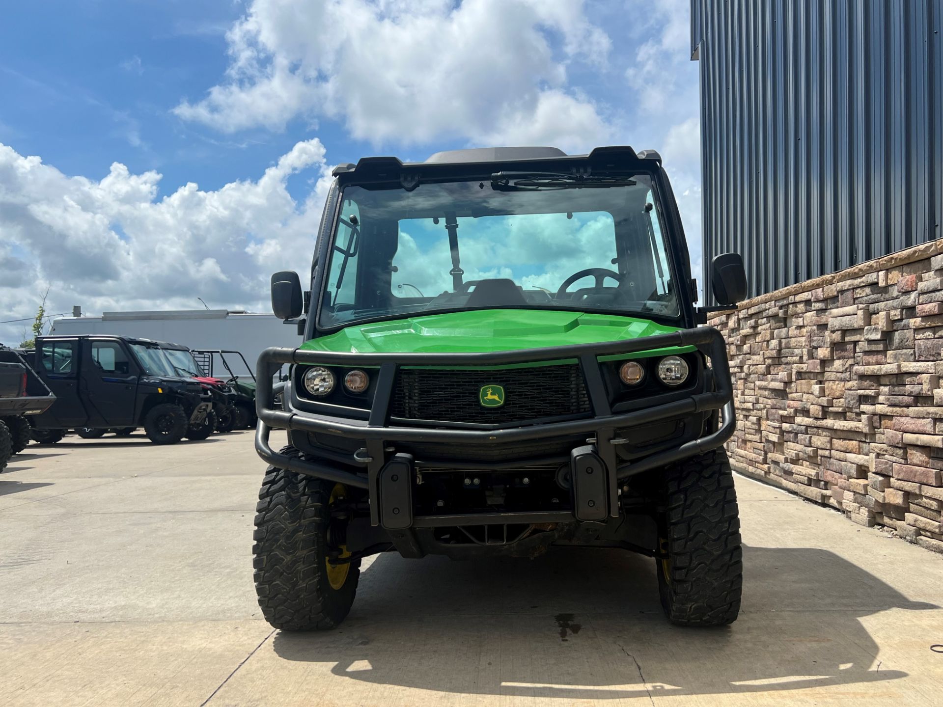 2023 John Deere XUV835M HVAC Cab in Columbia, Missouri - Photo 14